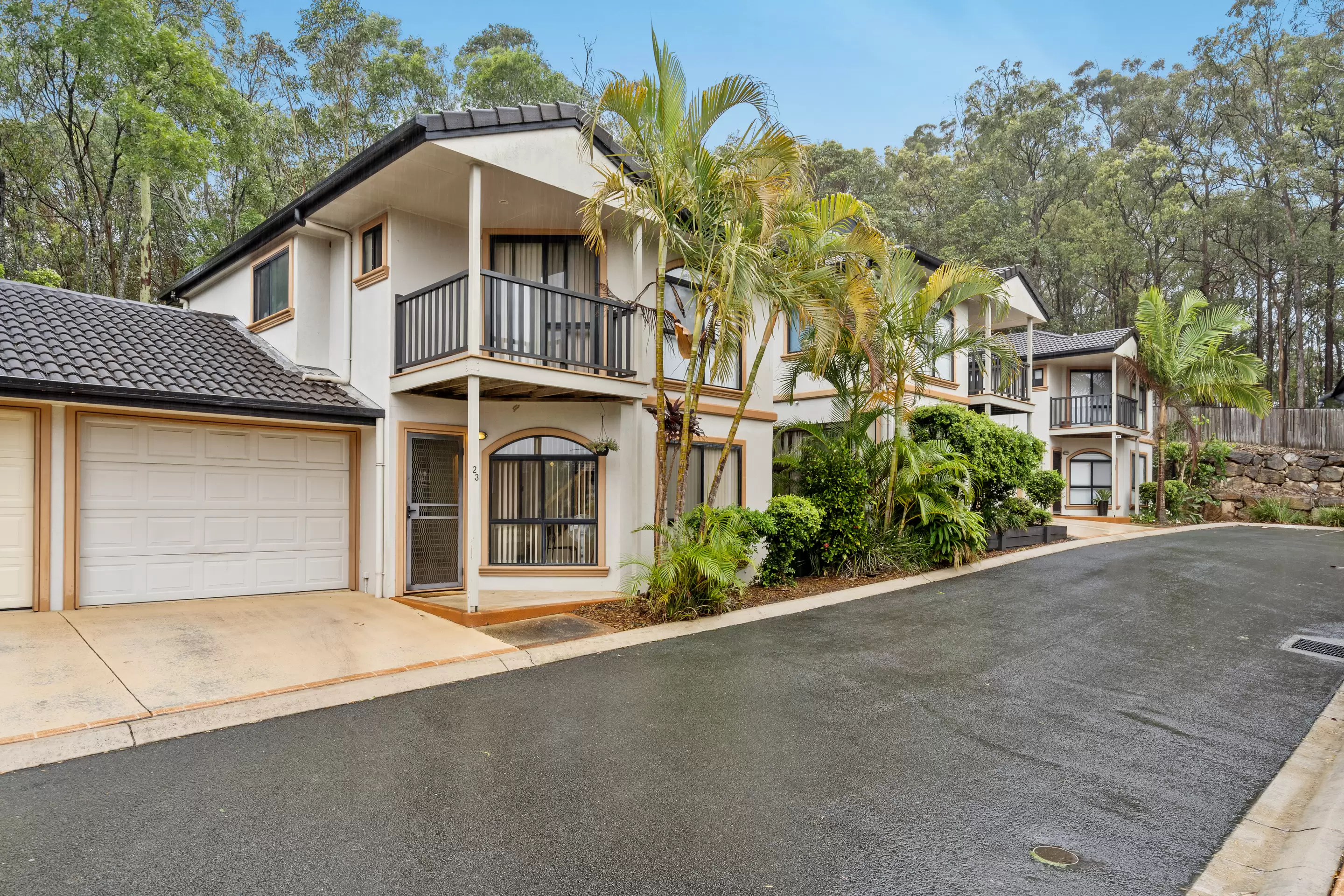 23/12 Greendale Way, Carindale Sold by Aurora Property - image 1