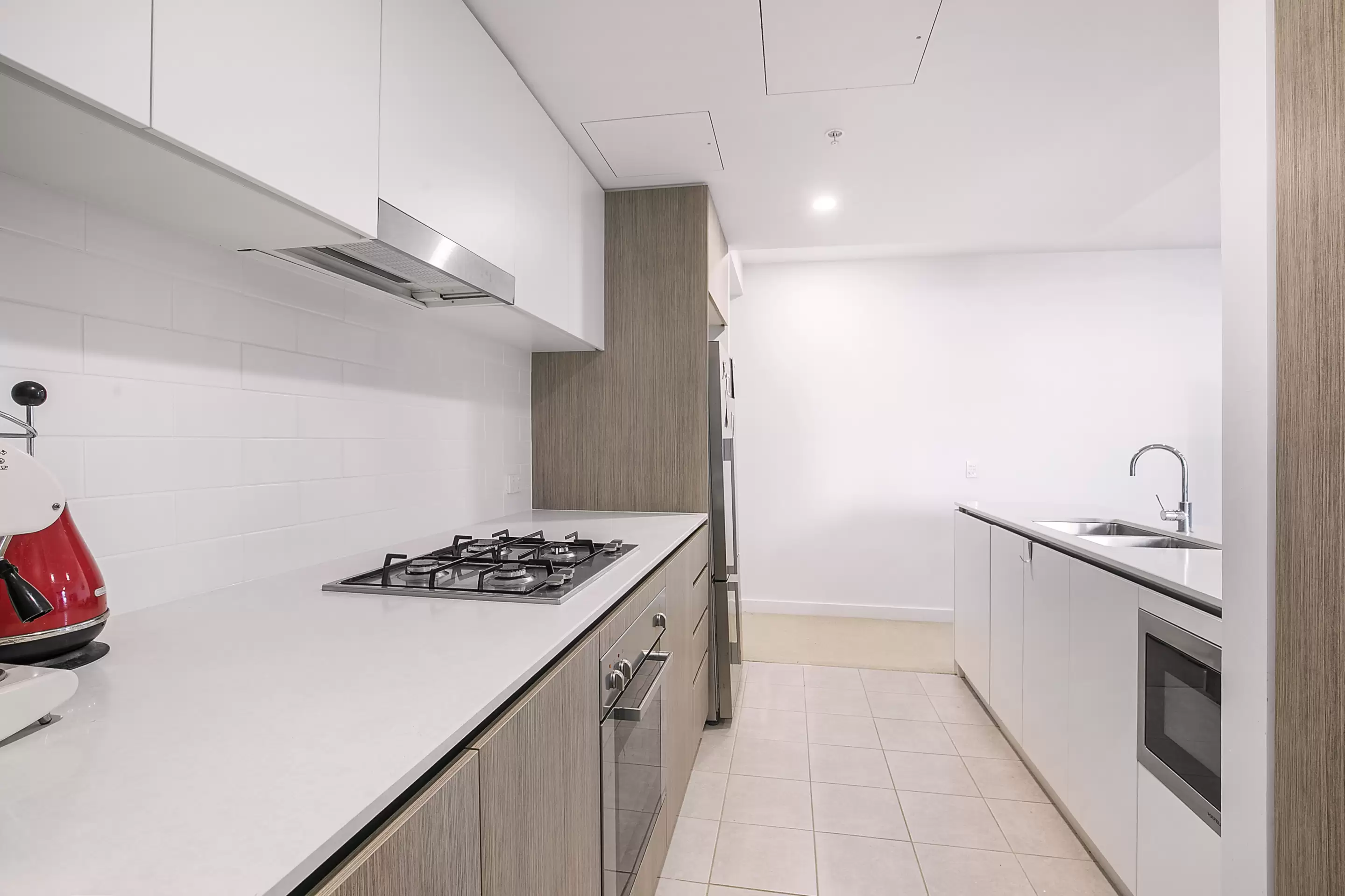 21001/7 Wharf Street, Hamilton Sold by Aurora Property - image 6