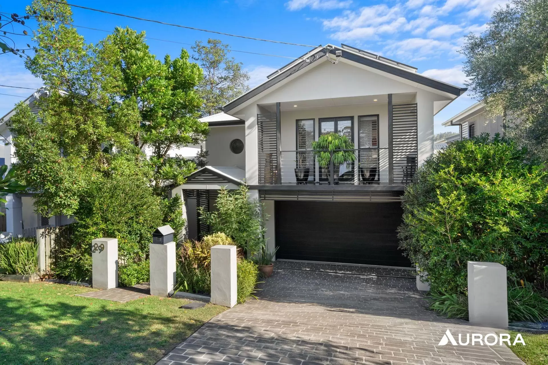 29 Burnham Road, Bardon Leased by Aurora Property - image 1