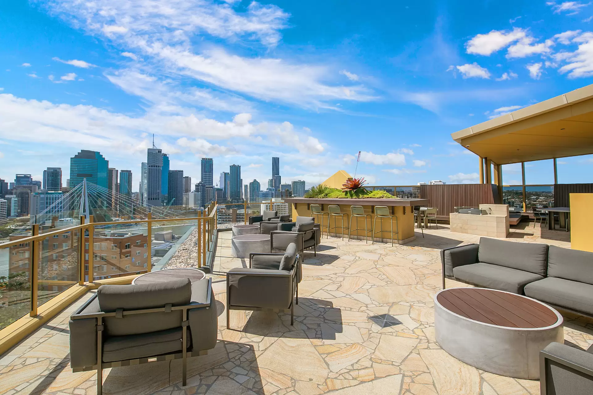 1103/25 Shafston Avenue, Kangaroo Point Sold by Aurora Property - image 1