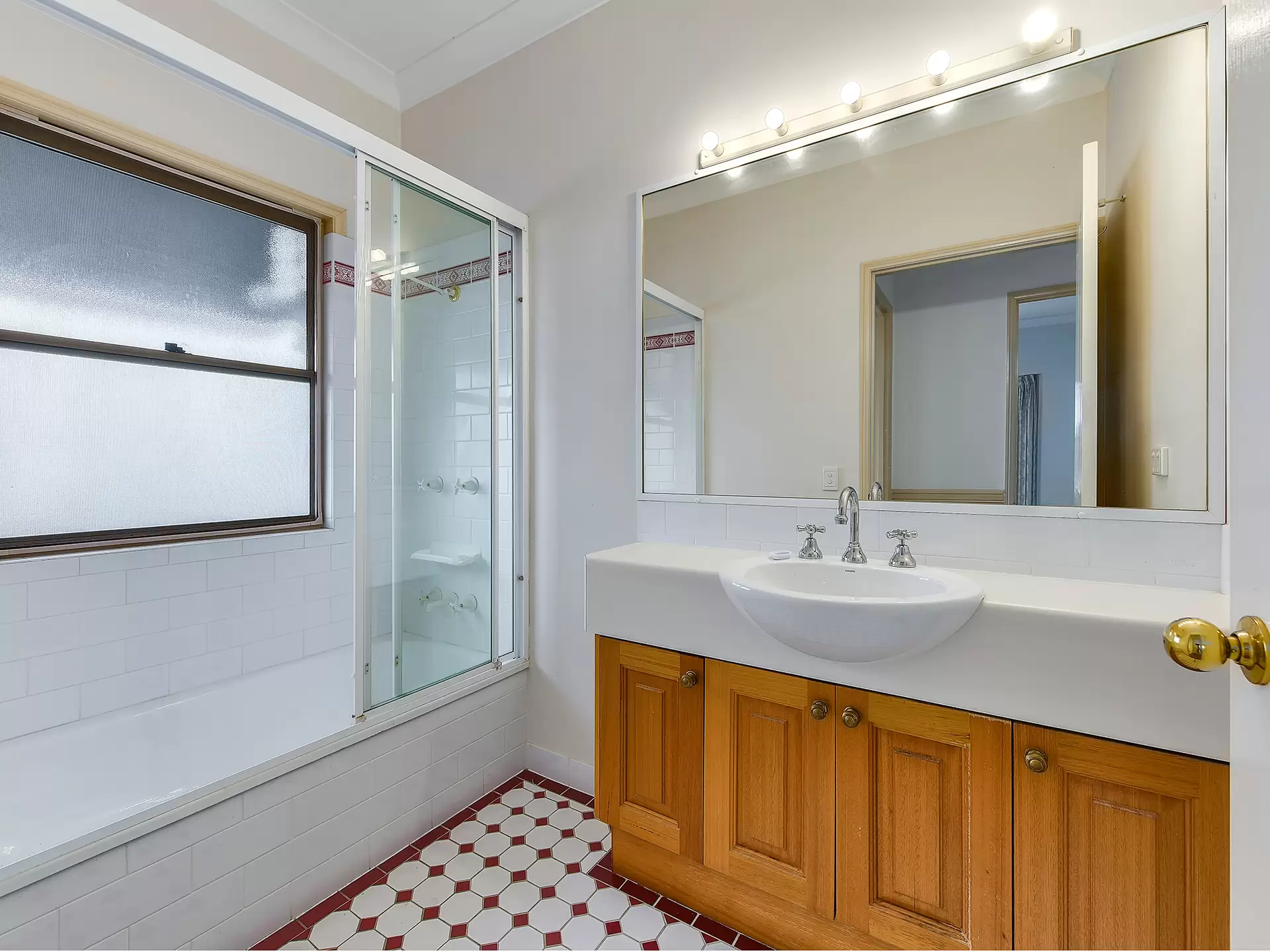 19 South Street, Newmarket Sold by Aurora Property - image 1