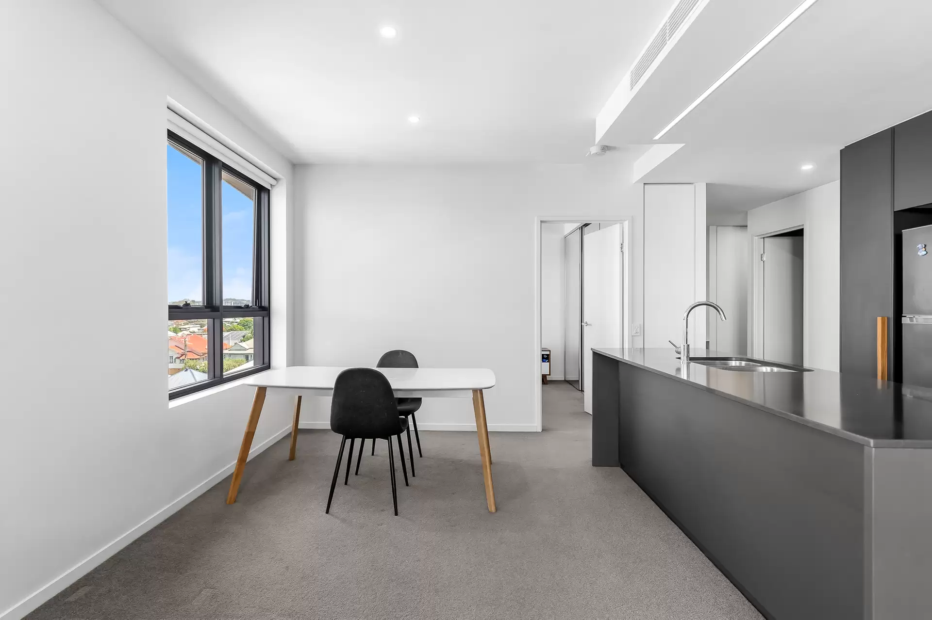 604/17 Gibbon Street, Woolloongabba Sold by Aurora Property - image 1