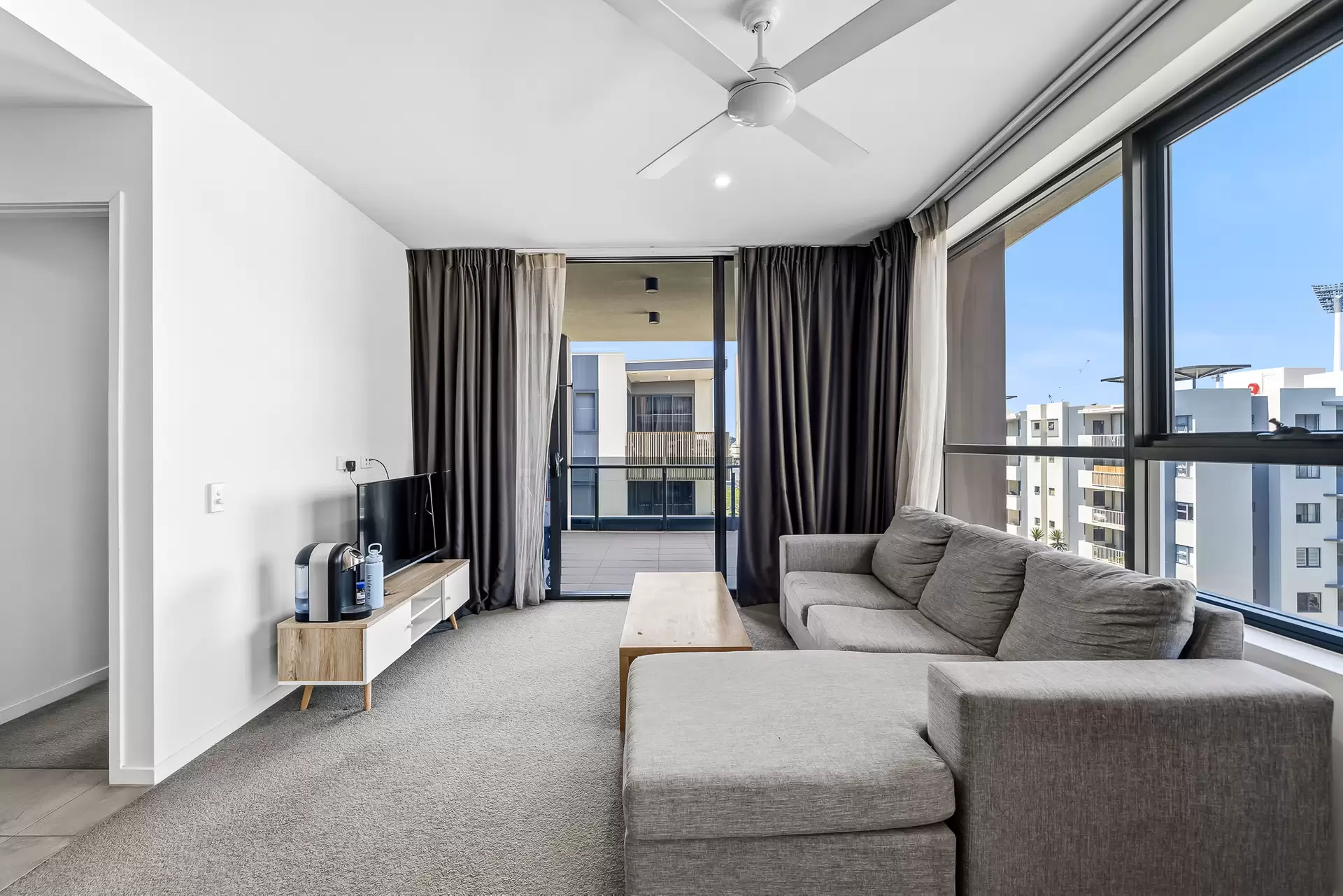 604/17 Gibbon Street, Woolloongabba Sold by Aurora Property - image 1