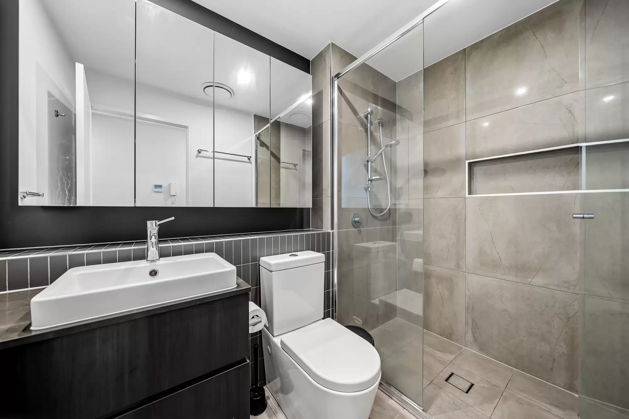 604/17 Gibbon Street, Woolloongabba Sold by Aurora Property - image 13