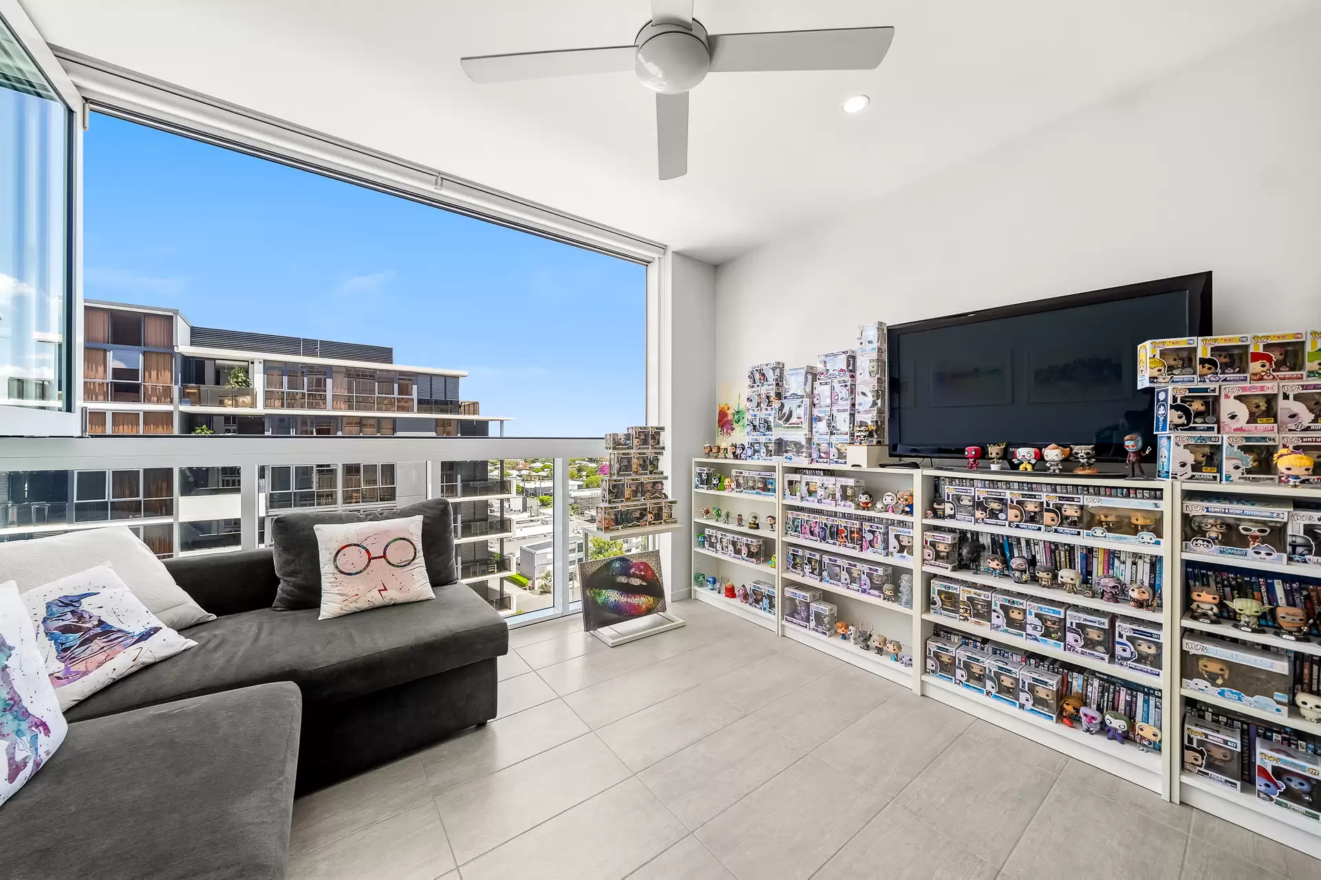 1212/977 Ann Street, Fortitude Valley Sold by Aurora Property - image 1