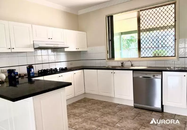 26 Glastonbury Place, Carindale Leased by Aurora Property - image 2