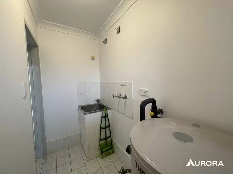8/70 Latrobe Street, East Brisbane Leased by Aurora Property - image 9