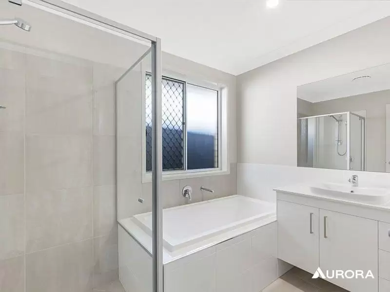 206 Sibley Road, Wynnum West Leased by Aurora Property - image 5