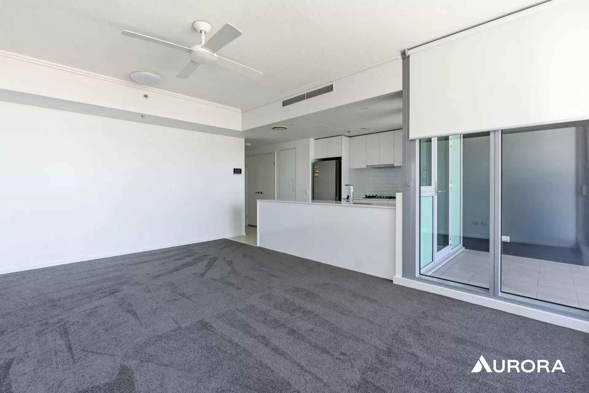 11506/8 Harbour Road, Hamilton Leased by Aurora Property - image 1