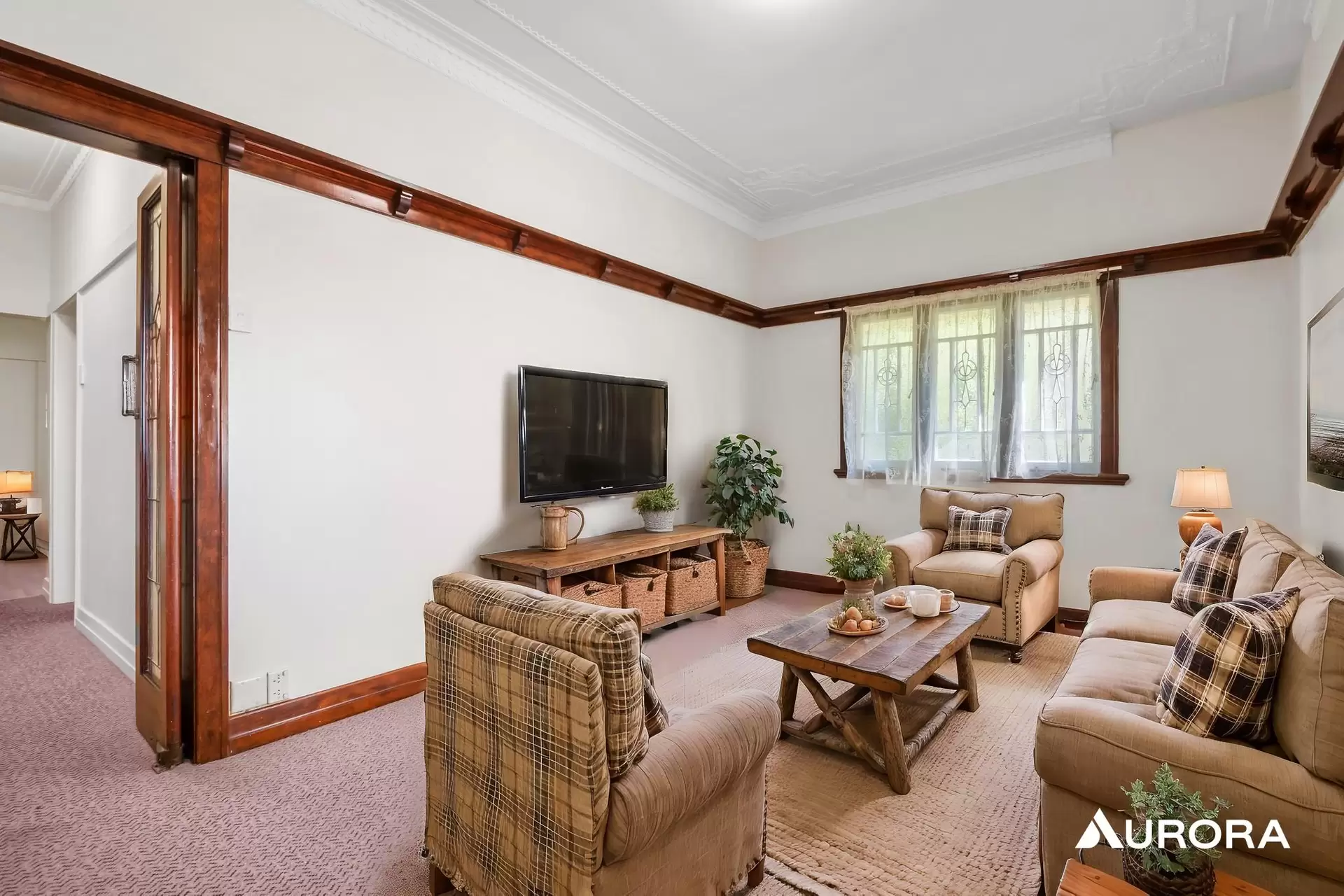 2/674 Logan Road, Greenslopes Leased by Aurora Property - image 1