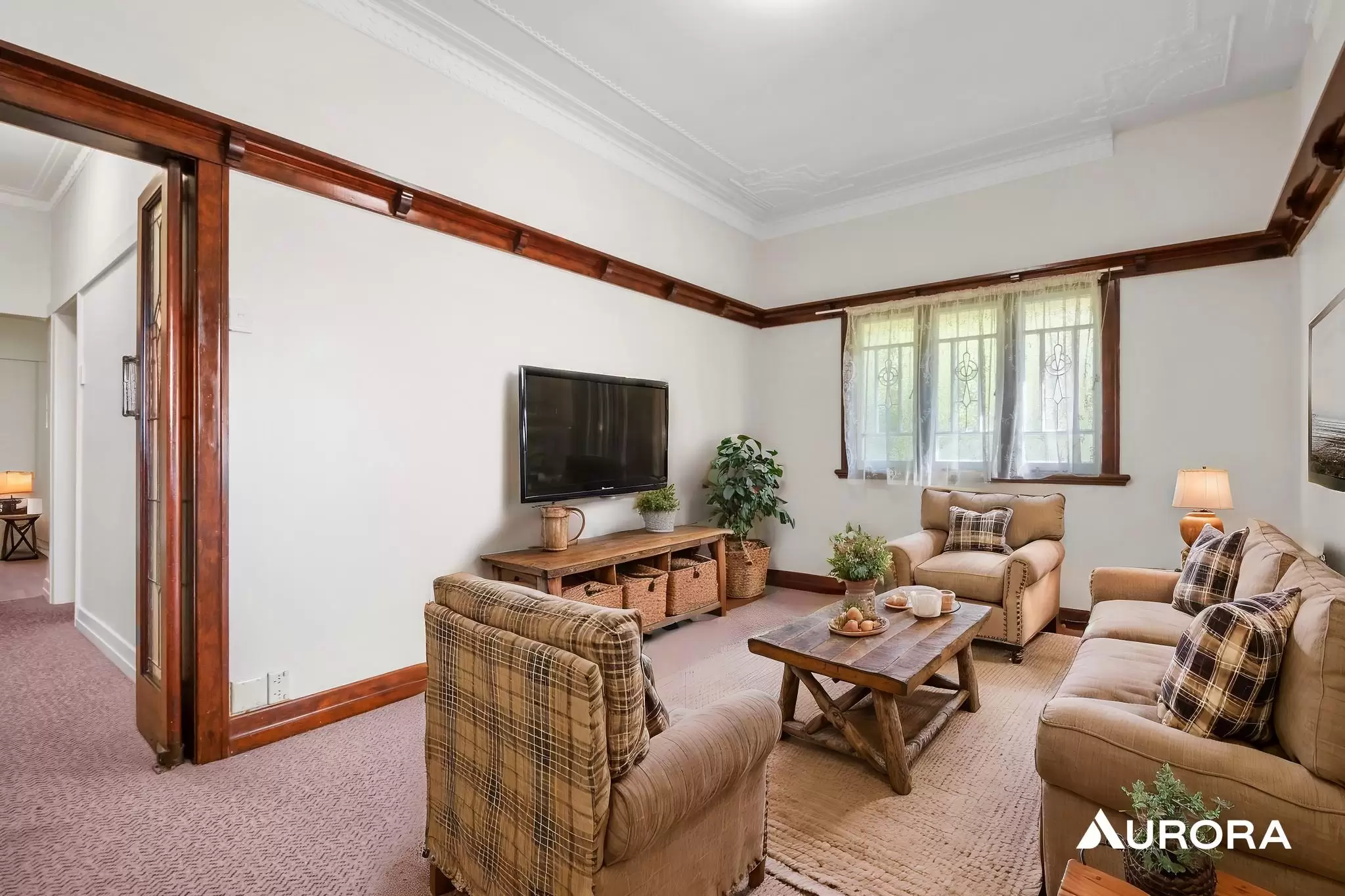 2/674 Logan Road, Greenslopes Leased by Aurora Property - image 1