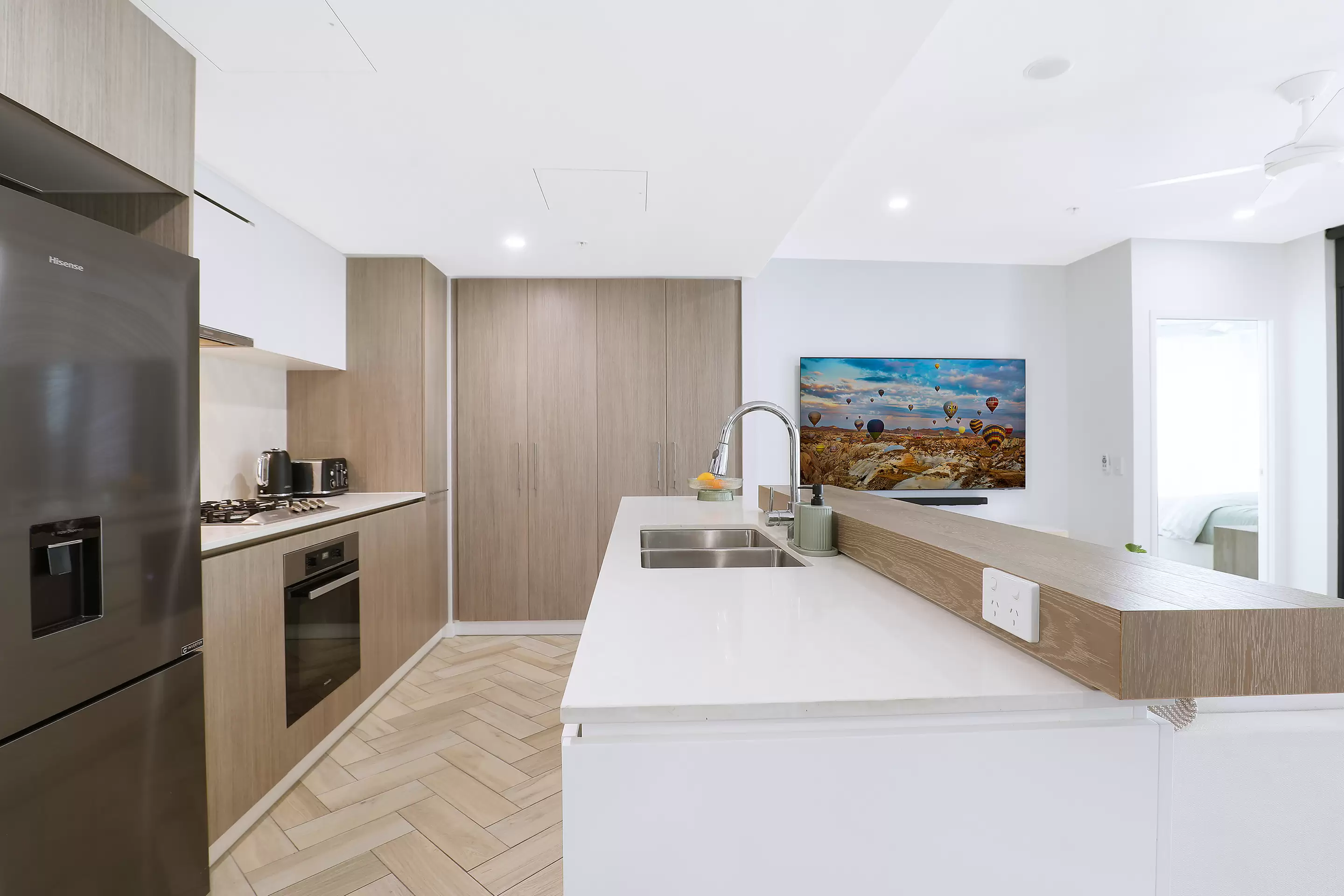 20605/7 Wharf Street, Hamilton Sold by Aurora Property - image 7