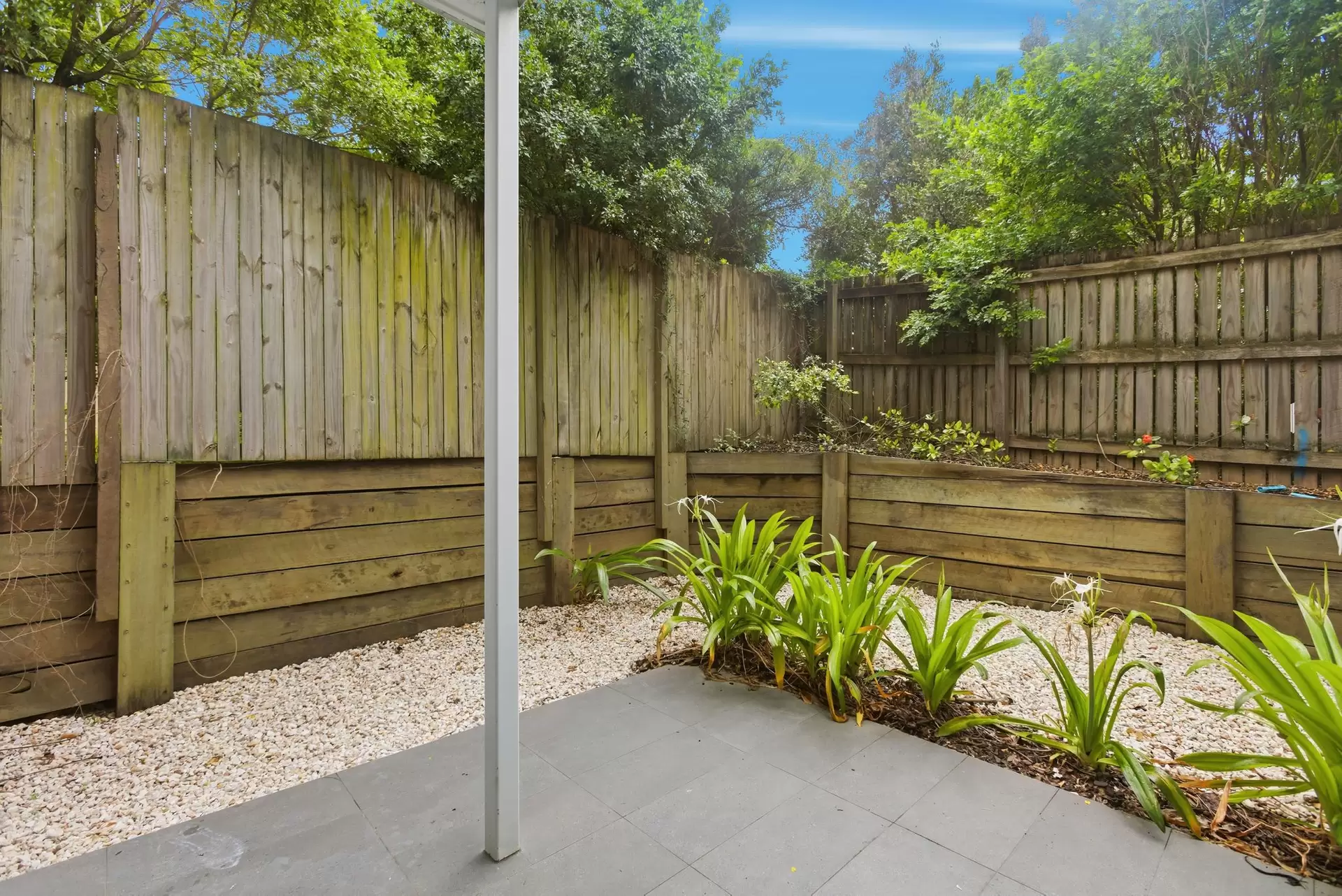 8/25 Hawthorne Street, Enoggera Leased by Aurora Property - image 1