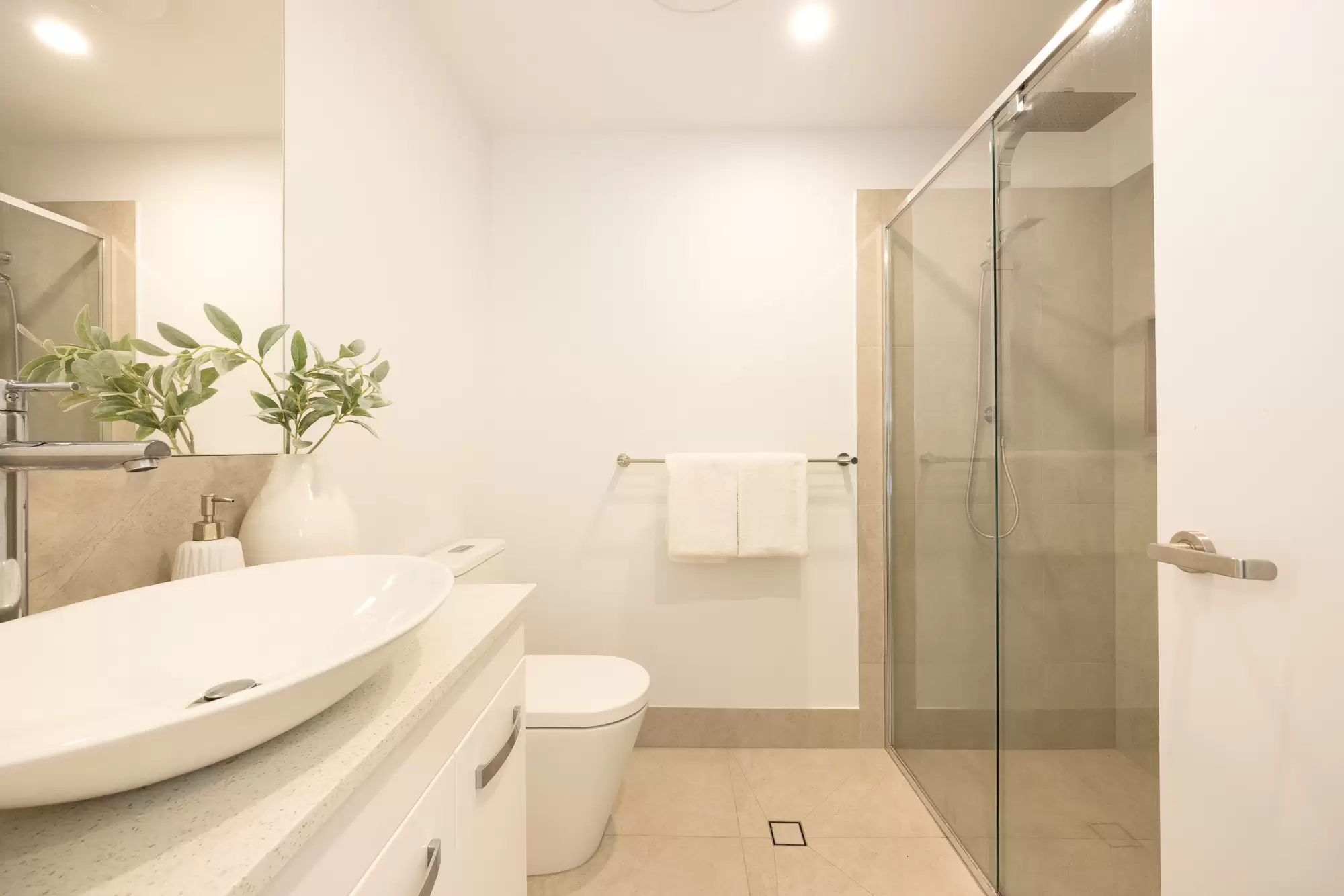 205/492 Samford Road, Gaythorne Sold by Aurora Property - image 3