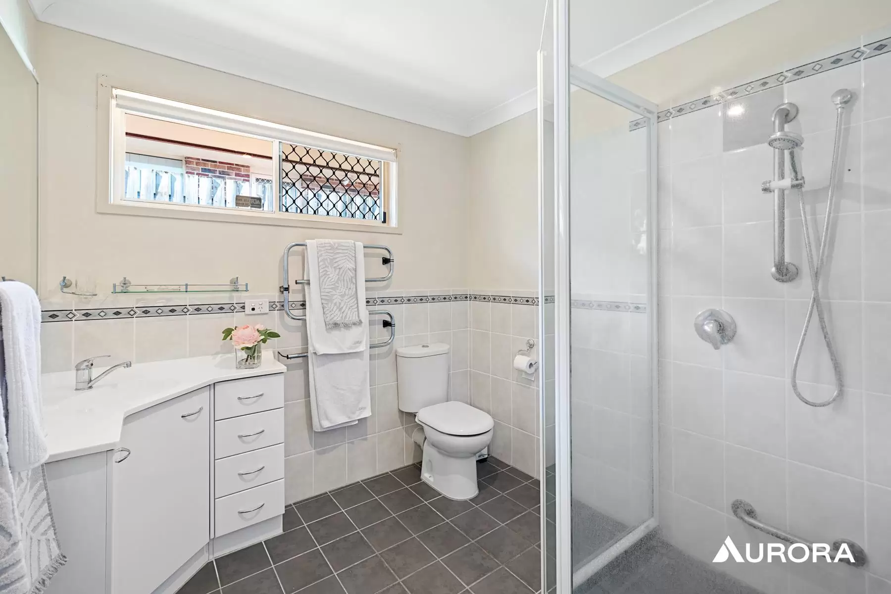 19 Jacaranda Street, Wynnum West Leased by Aurora Property - image 8