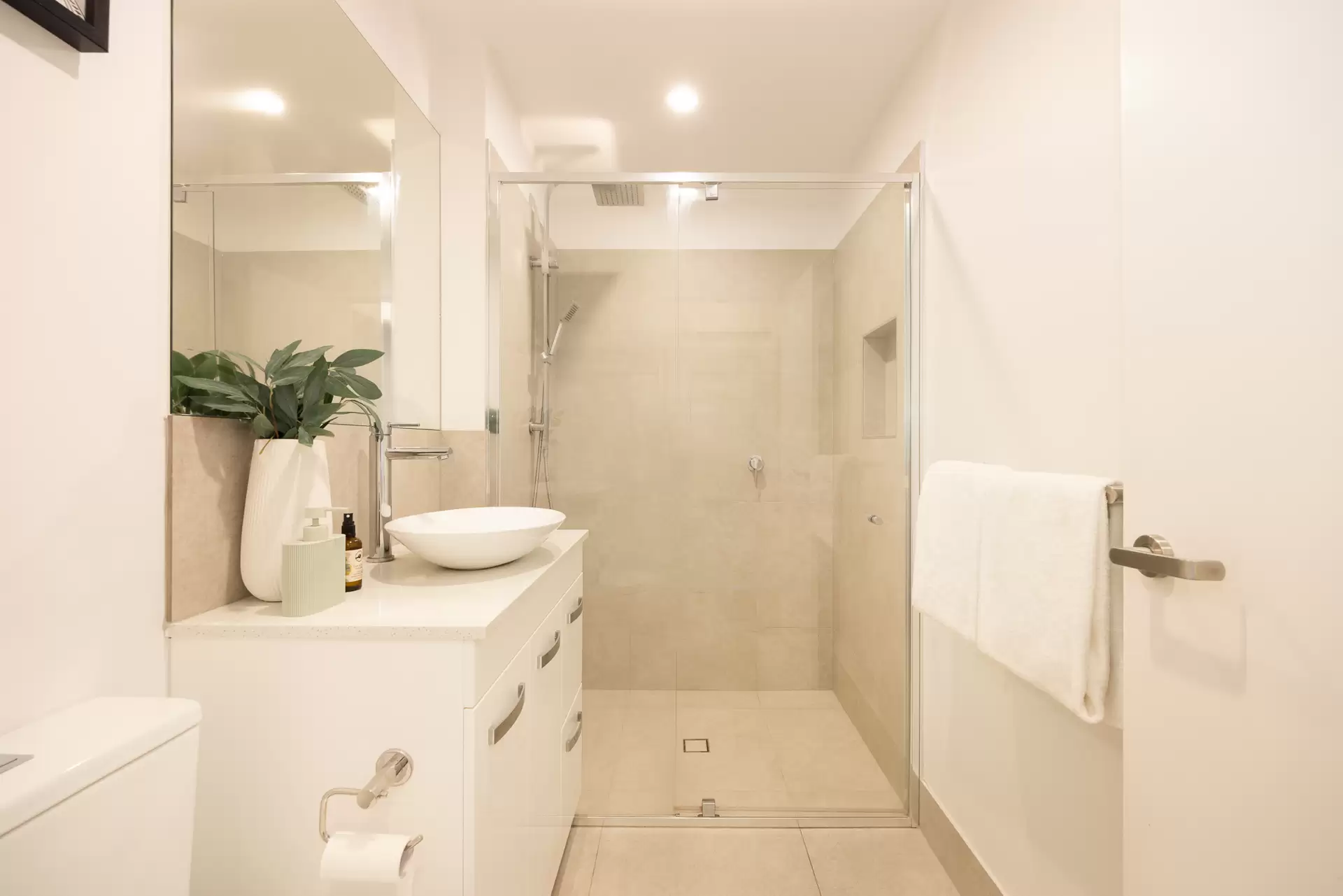 103/492 Samford Road, Gaythorne Sold by Aurora Property - image 1