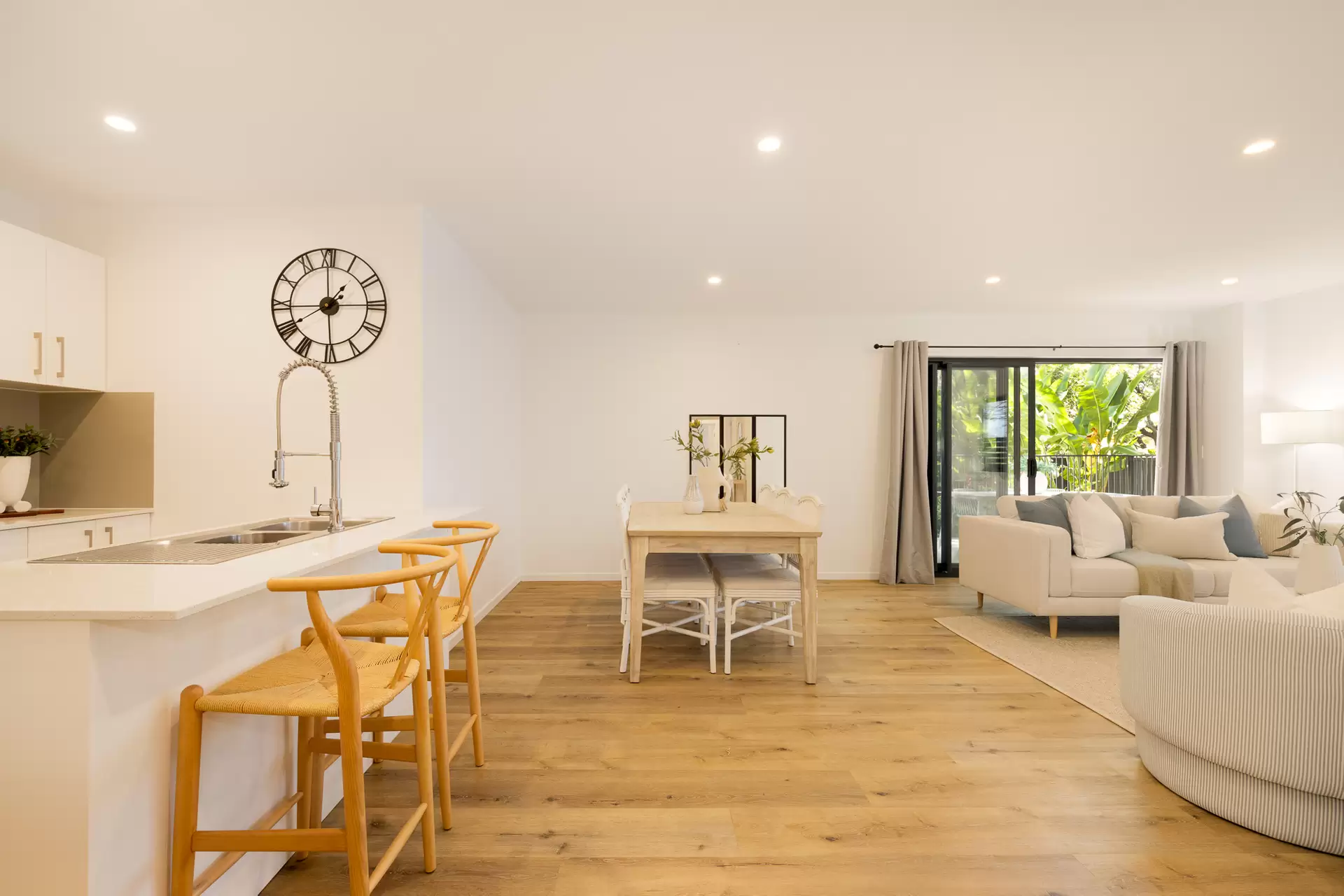103/492 Samford Road, Gaythorne Sold by Aurora Property - image 1
