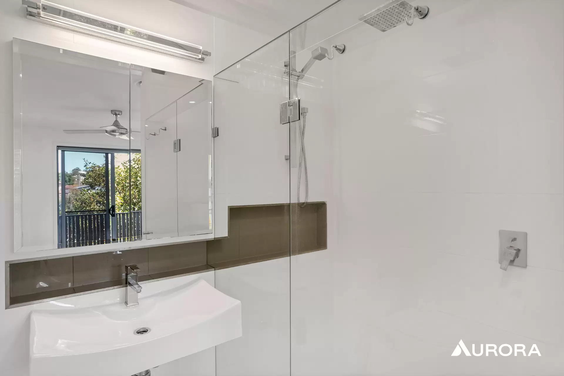 4/56 Clowes Lane, Newmarket Leased by Aurora Property - image 1