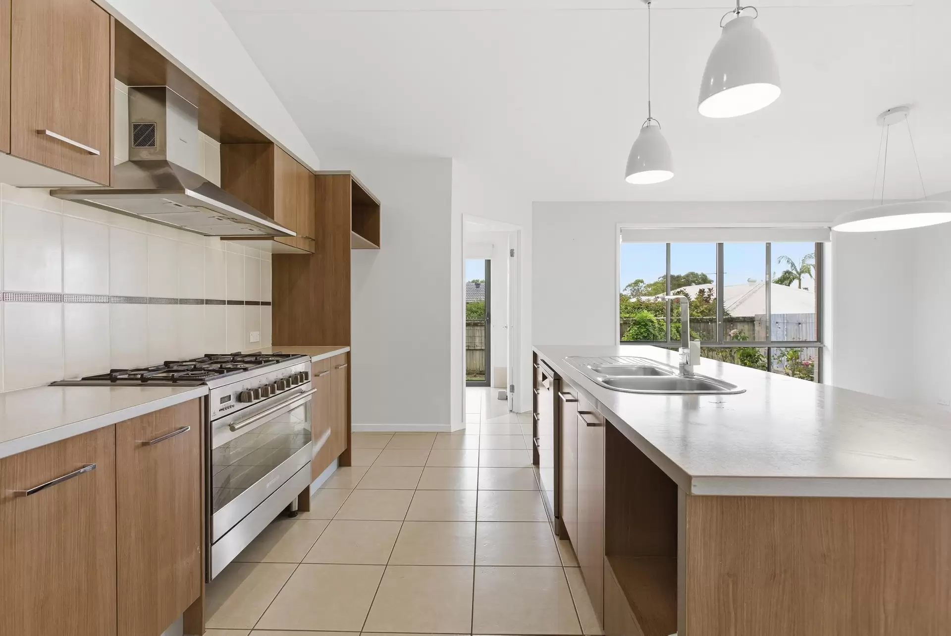 15 Coachwood Street, Redland Bay Leased by Aurora Property - image 1