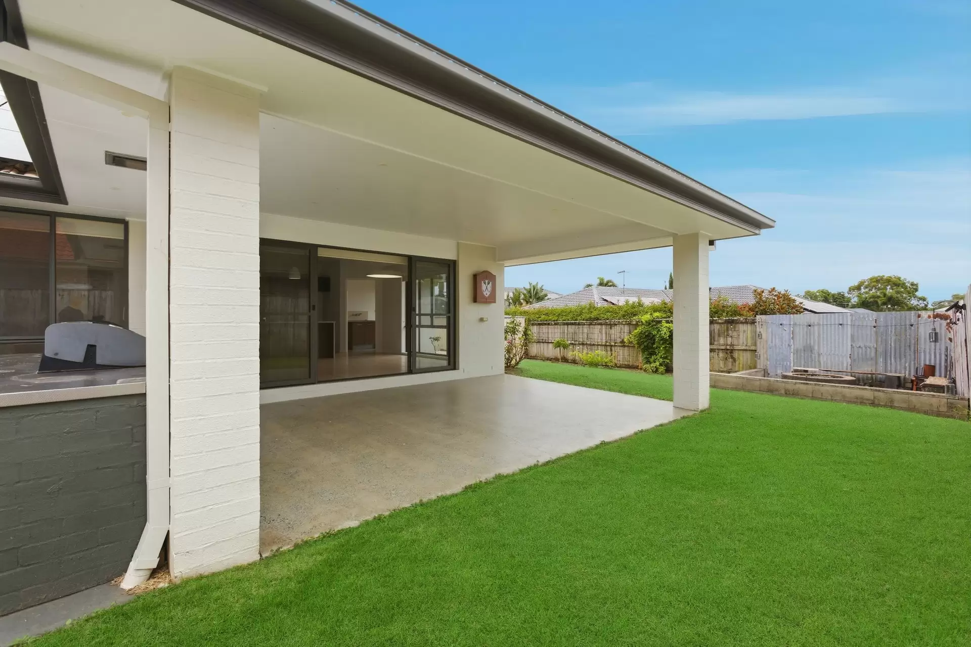 15 Coachwood Street, Redland Bay Leased by Aurora Property - image 1