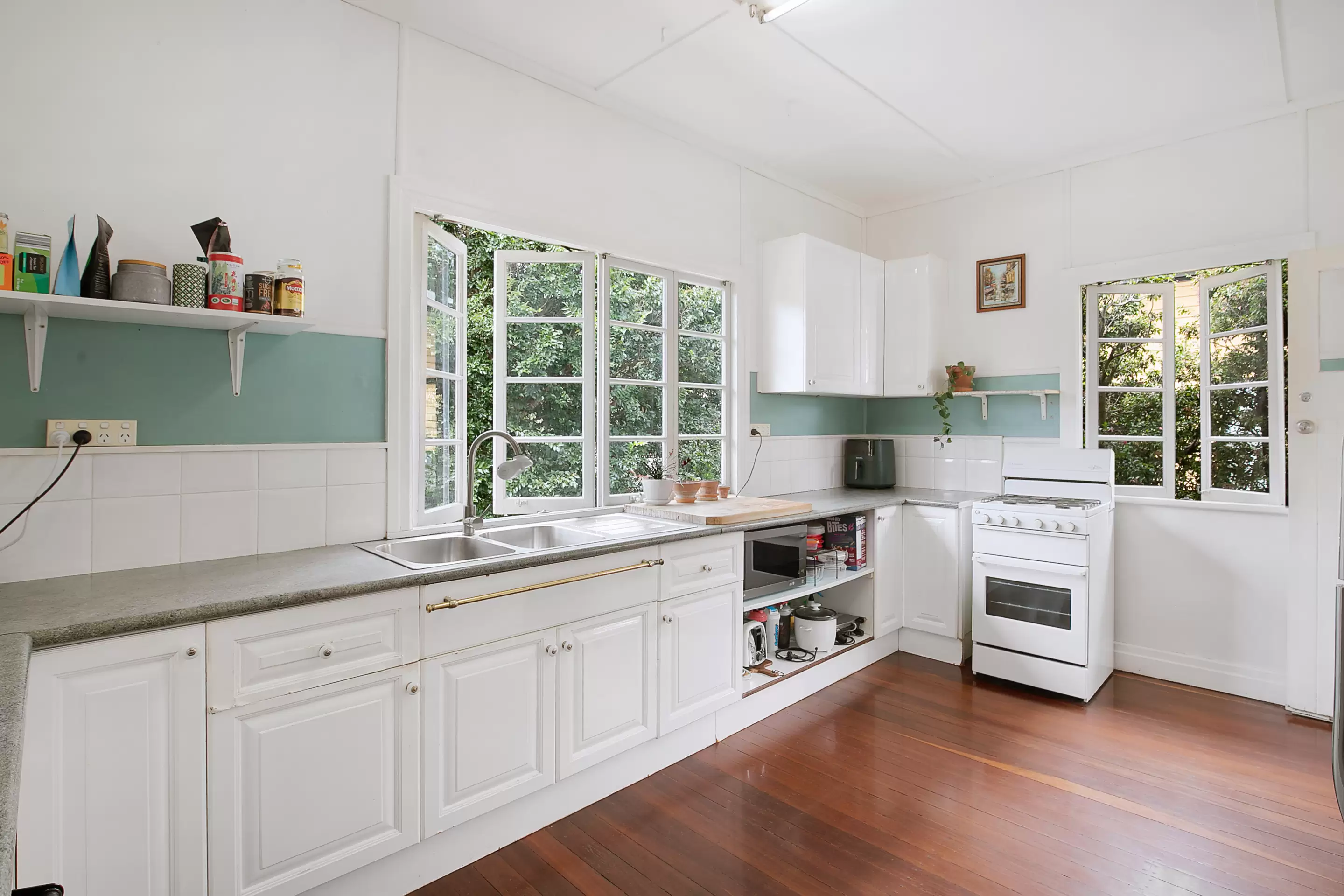 57 Brentnall Street, Norman Park Sold by Aurora Property - image 5