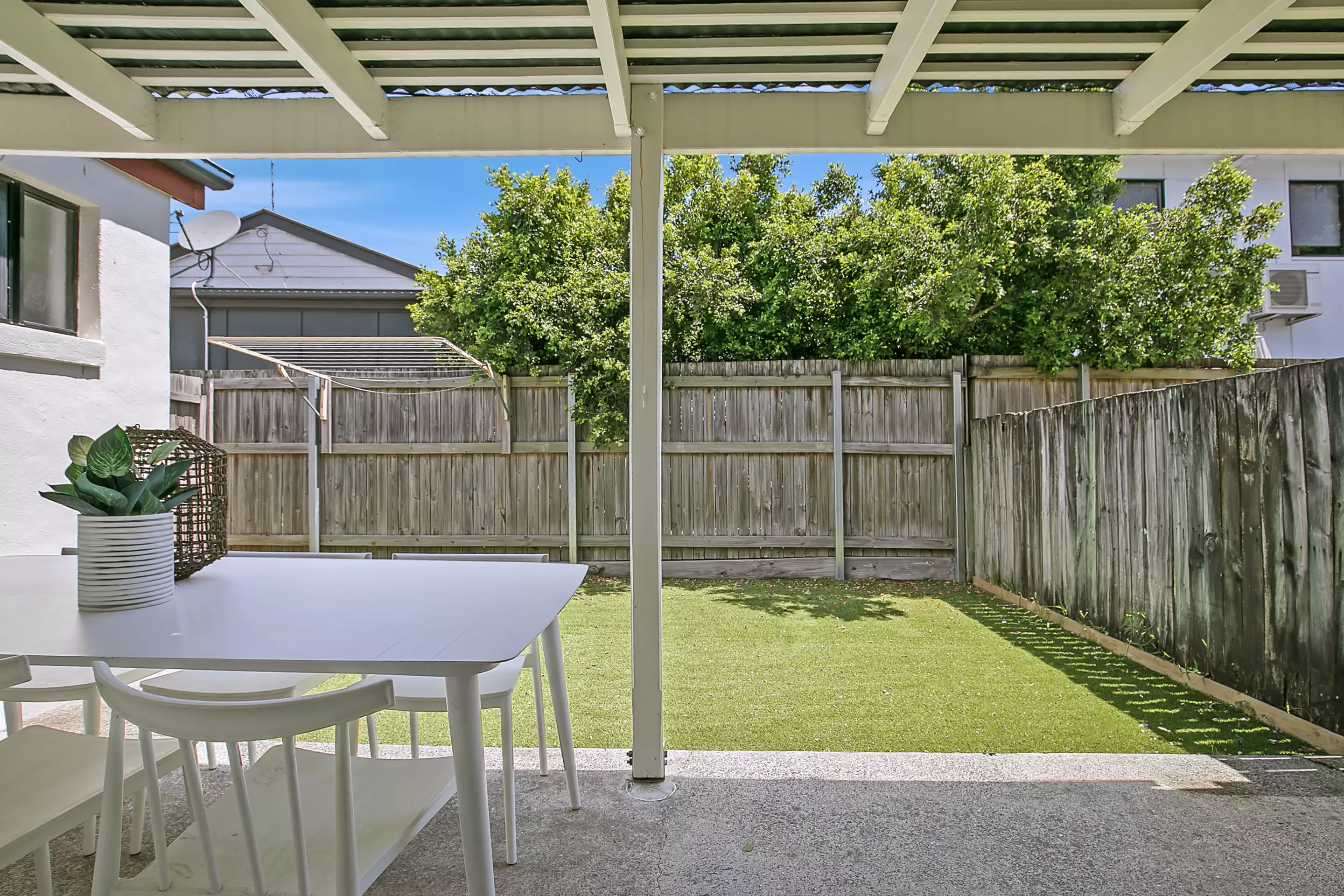2/32 Beverley Street, Morningside Sold by Aurora Property - image 3