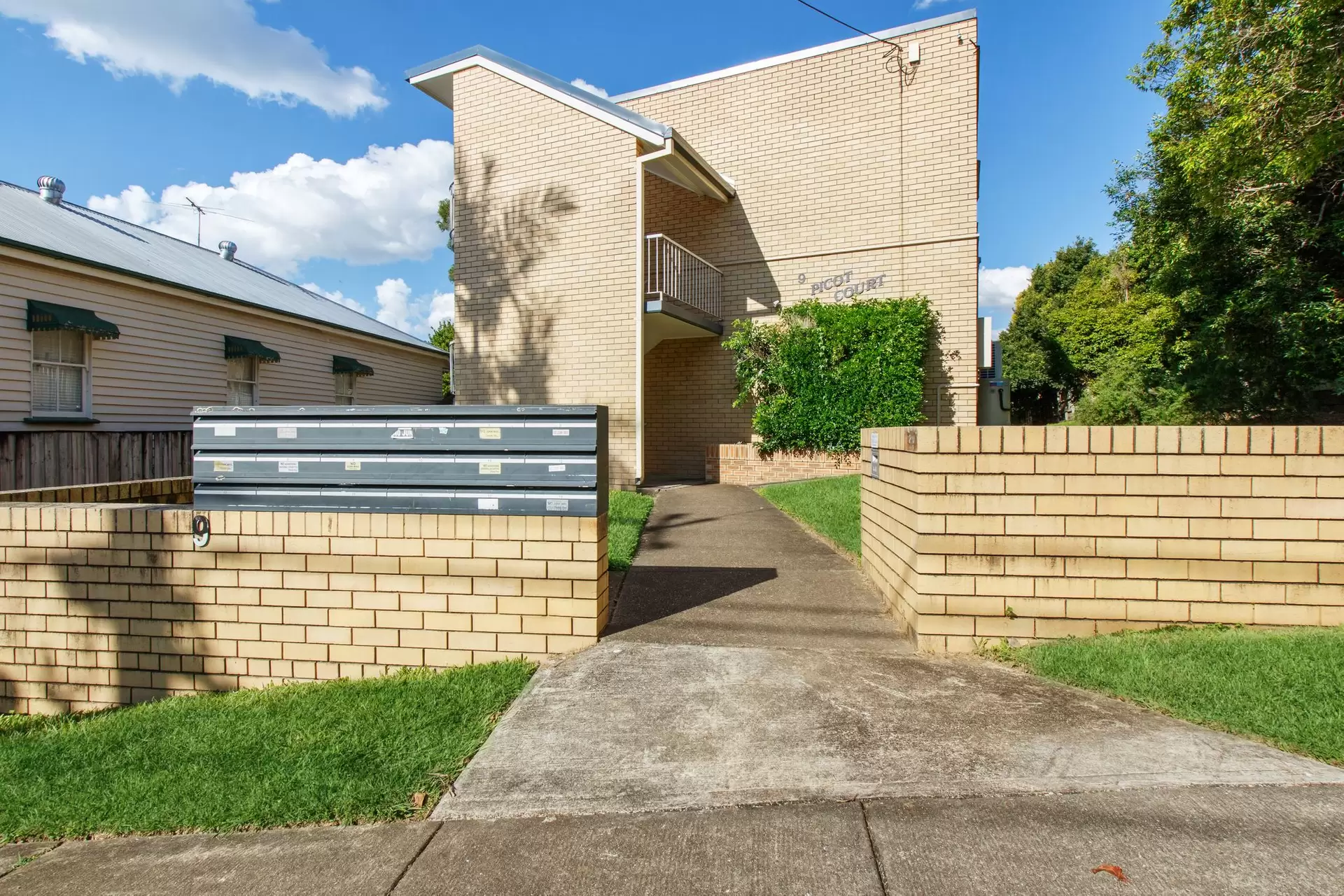 6/9 Picot Street, Kelvin Grove Leased by Aurora Property - image 1
