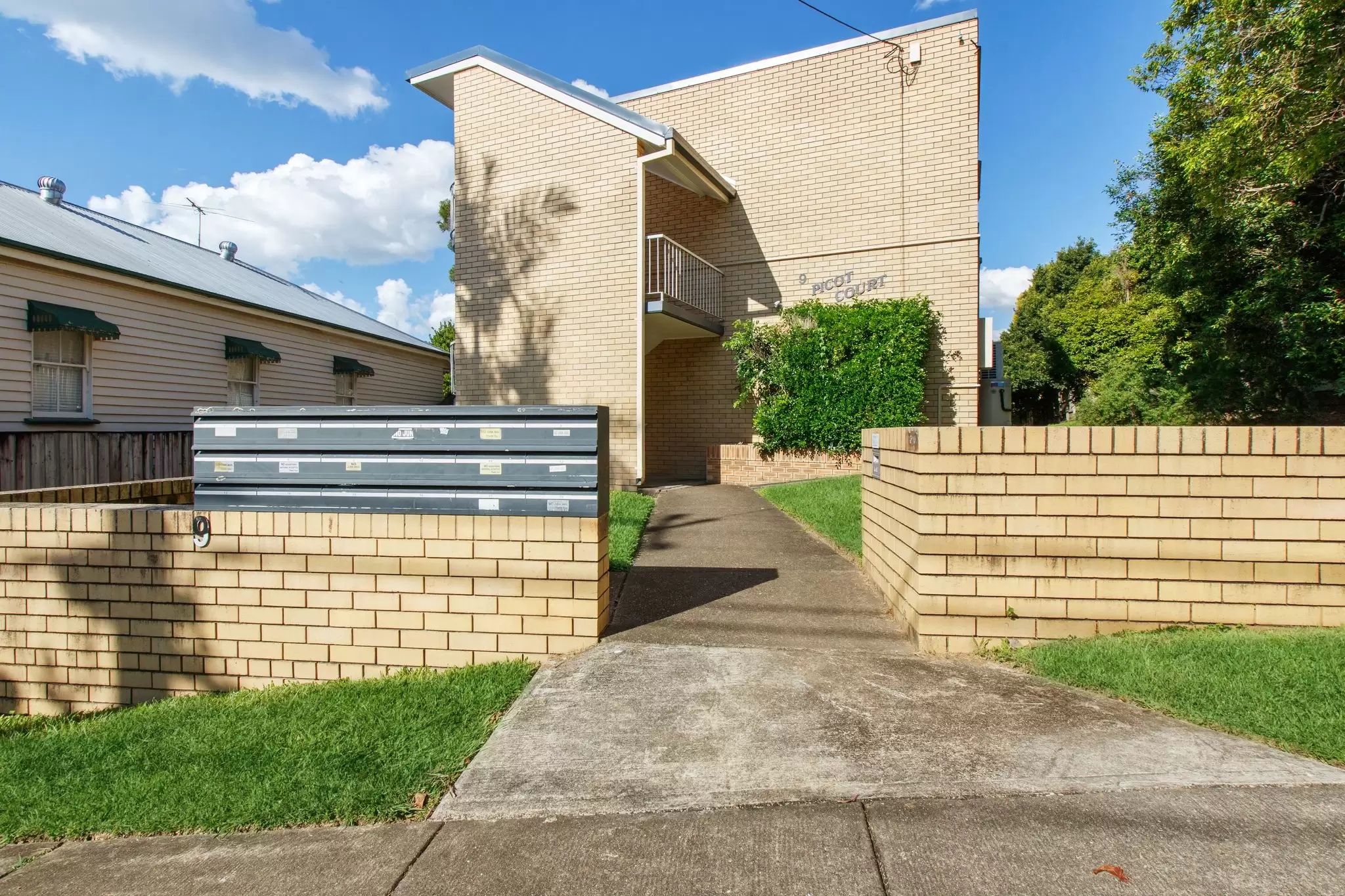 6/9 Picot Street, Kelvin Grove Leased by Aurora Property - image 1