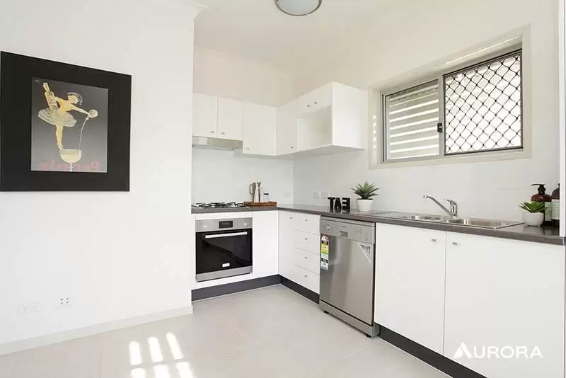 2/80 Lawson Street, Morningside Leased by Aurora Property - image 3