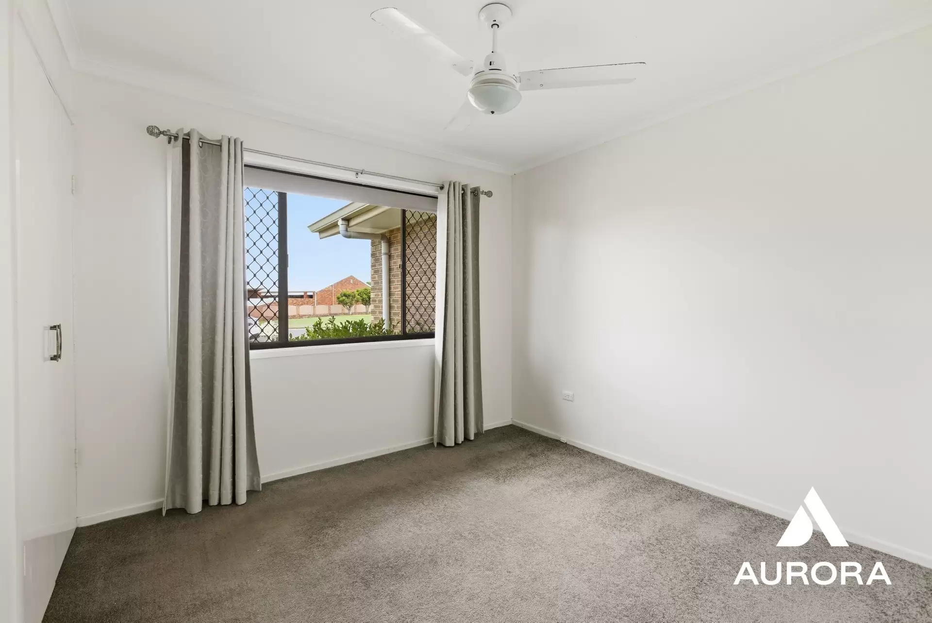 5 Igerne Crt, Carindale Leased by Aurora Property - image 1