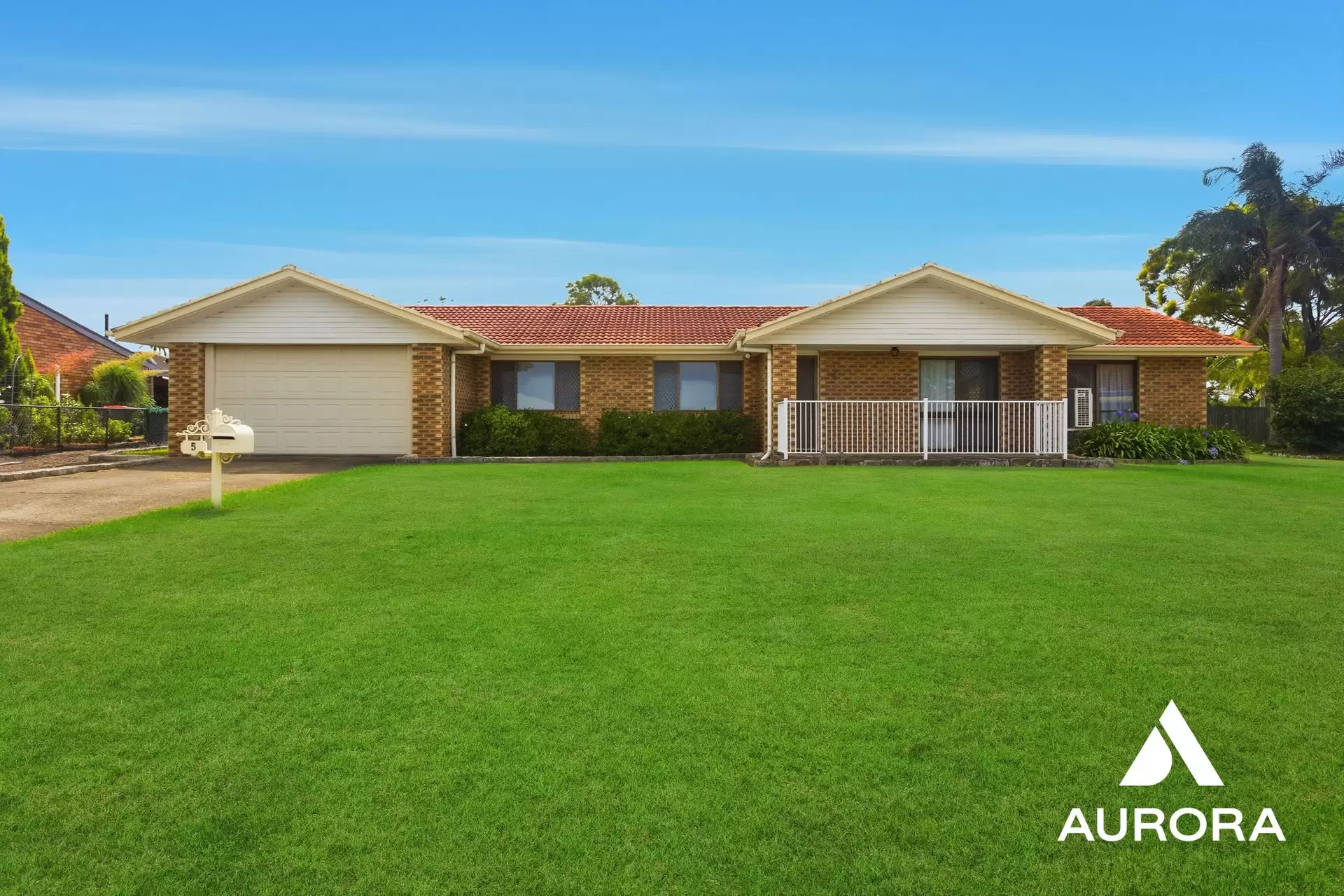 5 Igerne Crt, Carindale Leased by Aurora Property - image 1