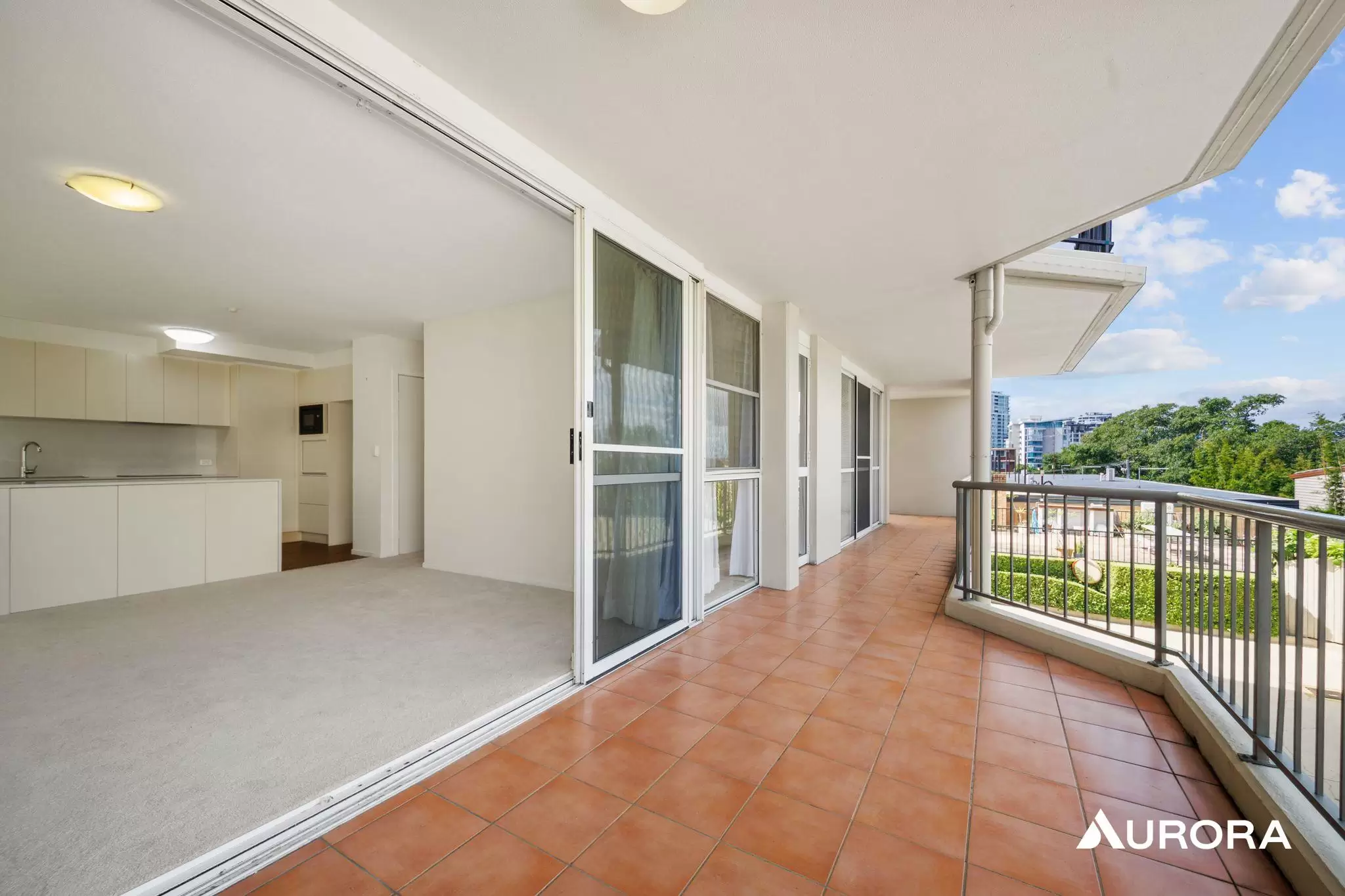 19/17 Whyenbah Street, Hamilton Leased by Aurora Property - image 1
