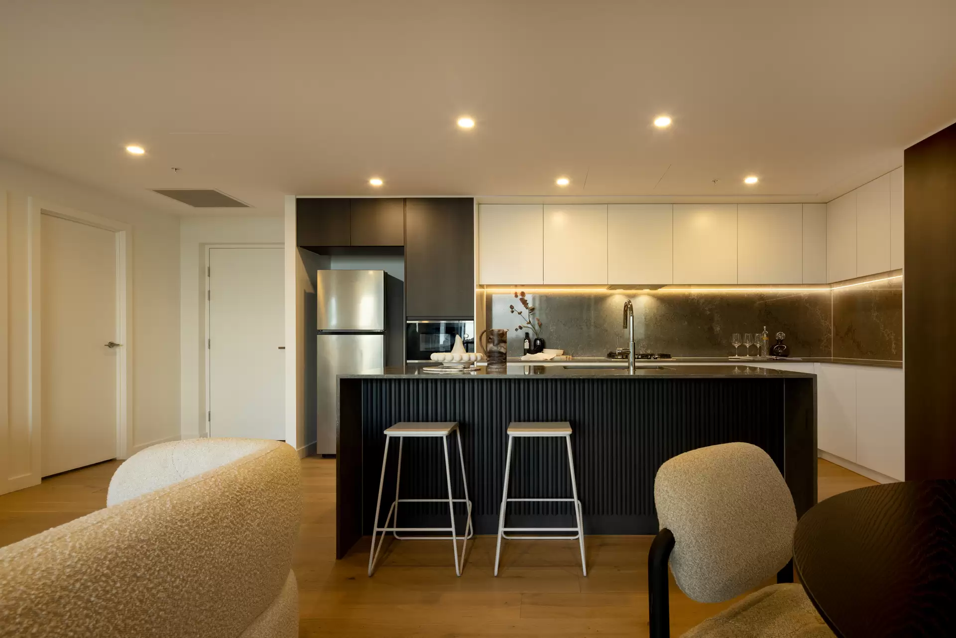 30805/15 Wharf Street, Hamilton Sold by Aurora Property - image 1