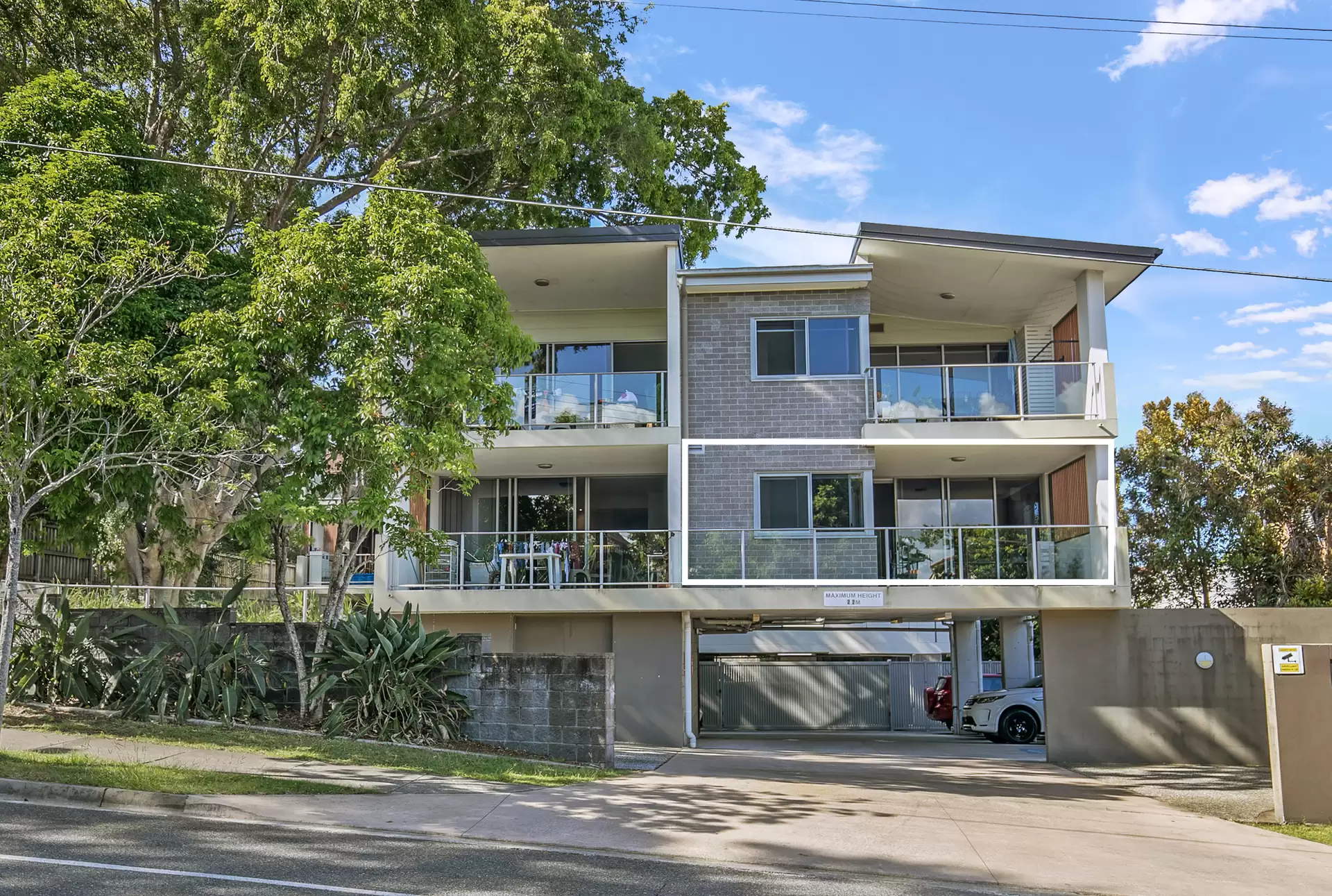 1/62 Waldheim Street, Annerley Sold by Aurora Property - image 1