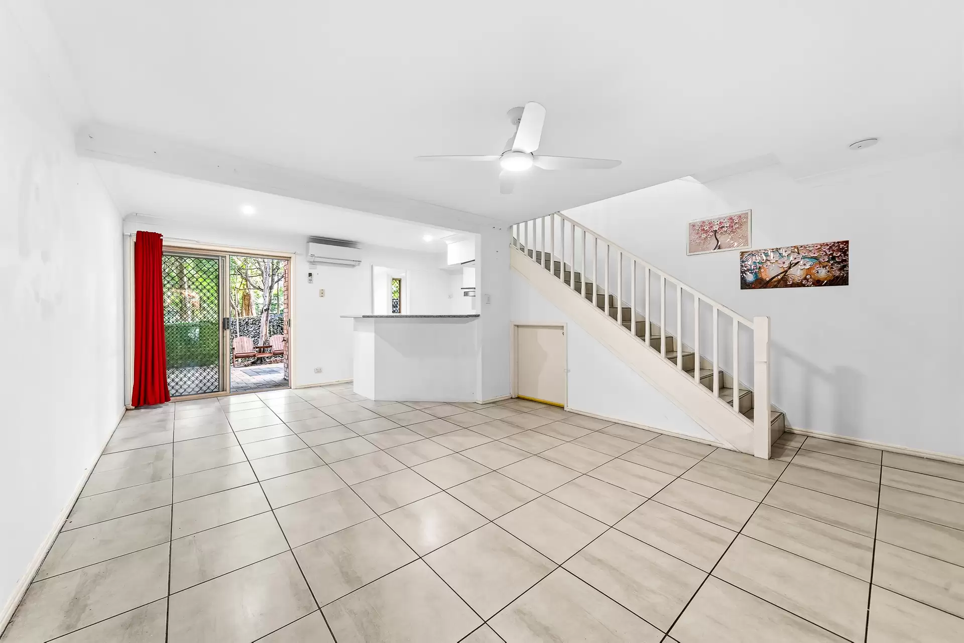 101/17 Marlow Street, Woodridge Sold by Aurora Property - image 1