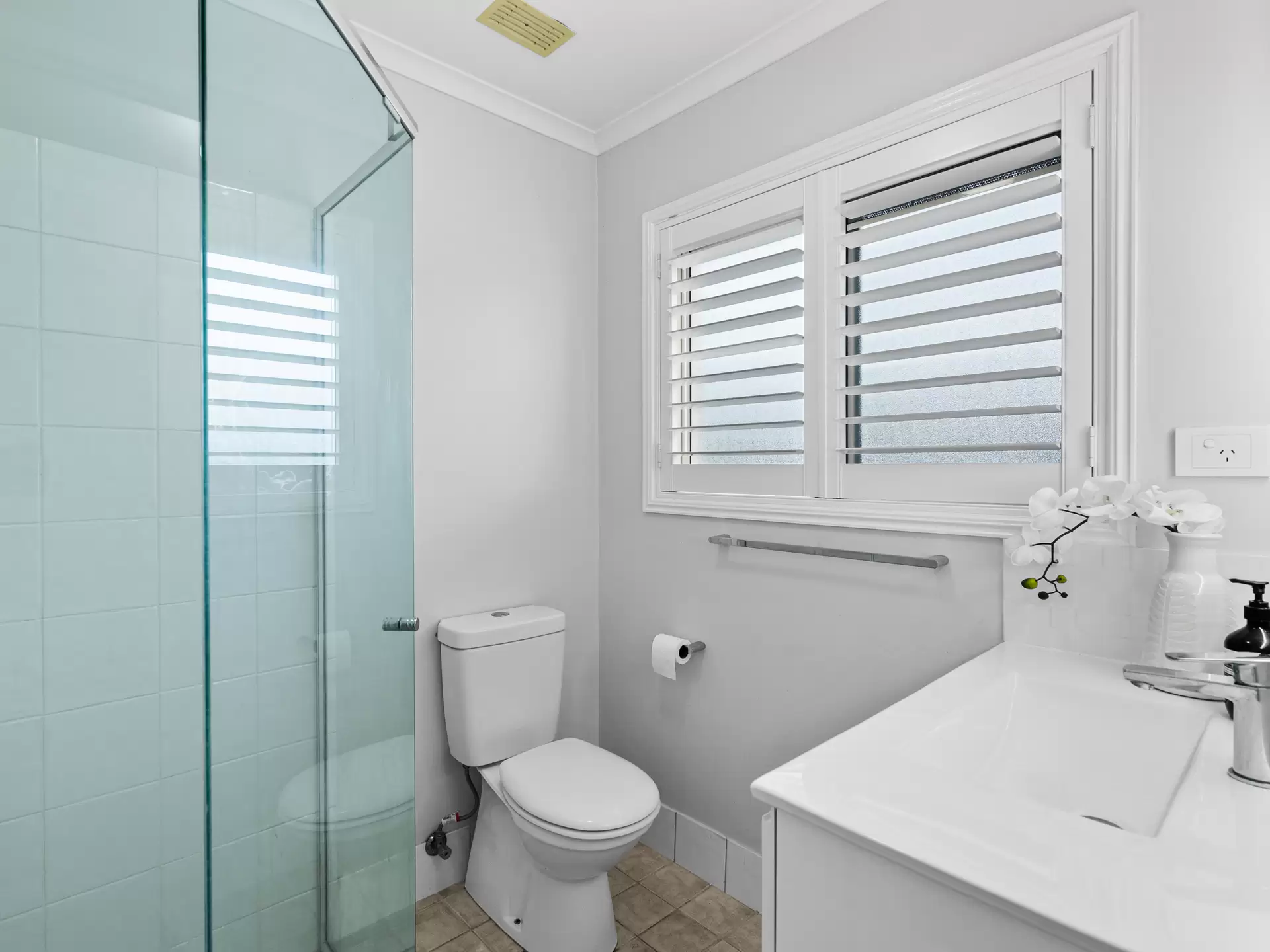 52 Berkley Place, Carindale Sold by Aurora Property - image 1
