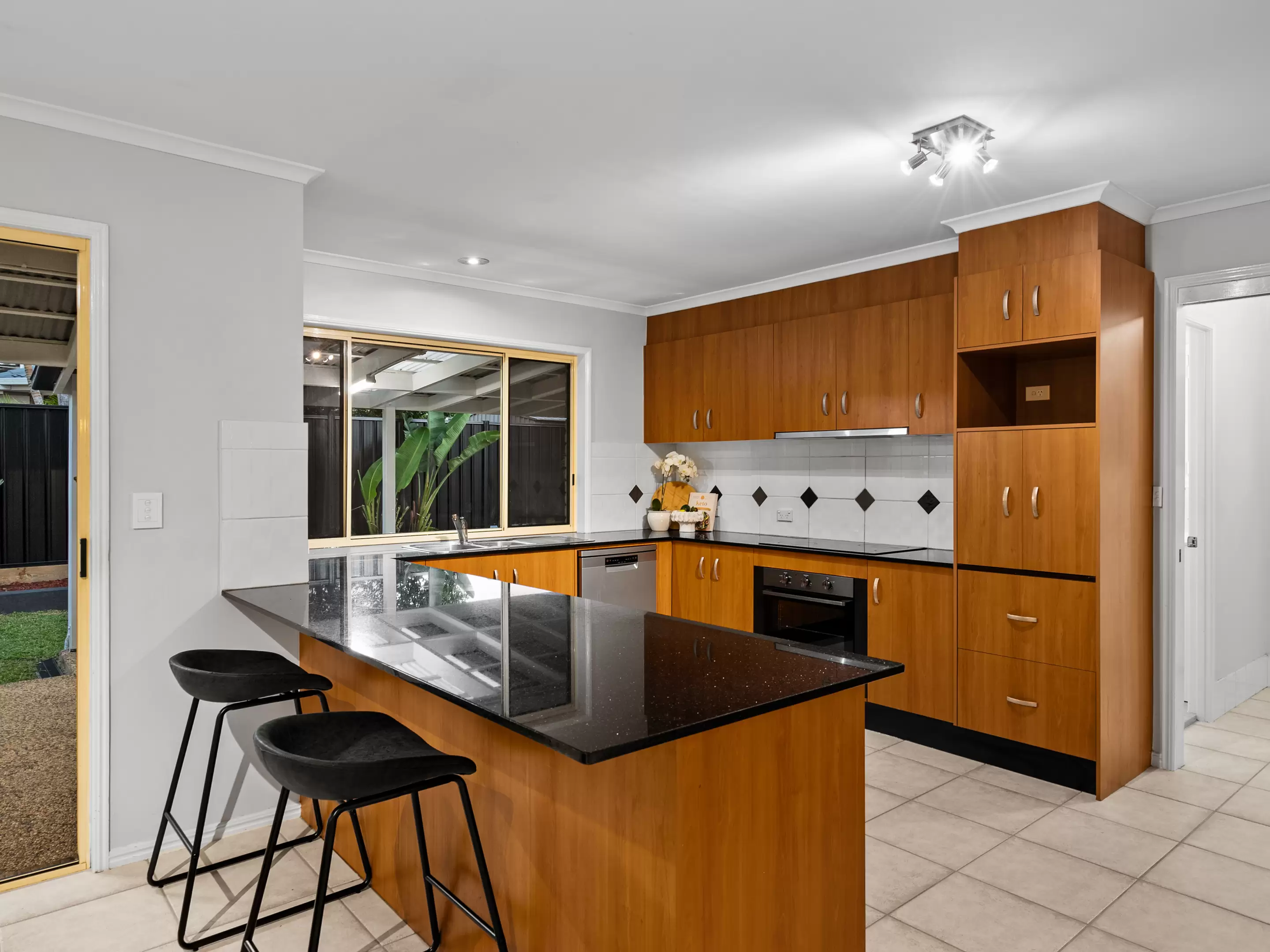52 Berkley Place, Carindale Sold by Aurora Property - image 5