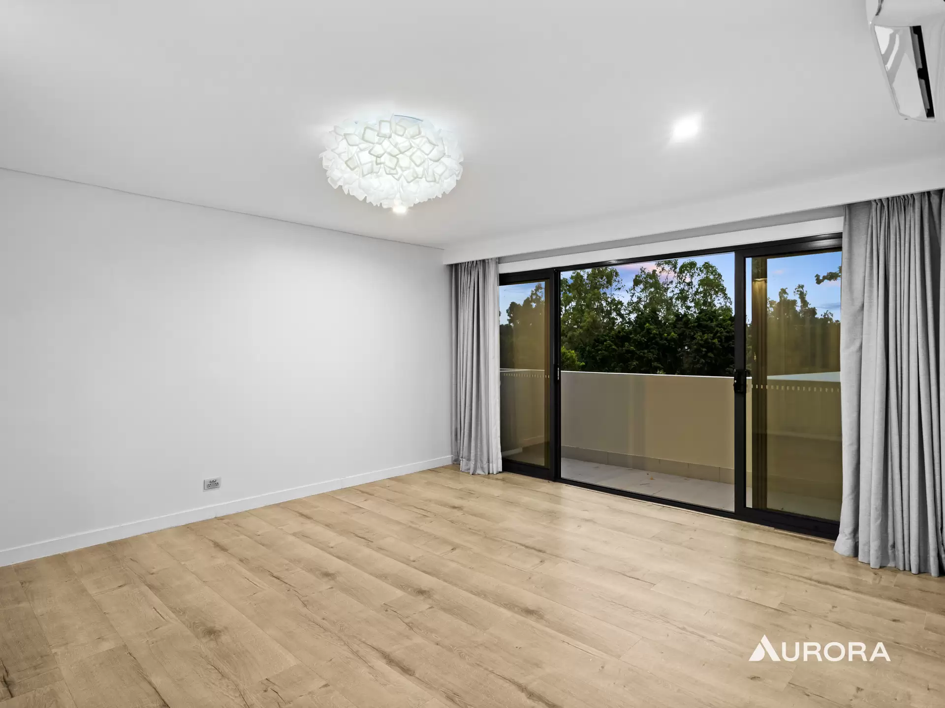 28 Staveley Close, Sinnamon Park Sold by Aurora Property - image 1