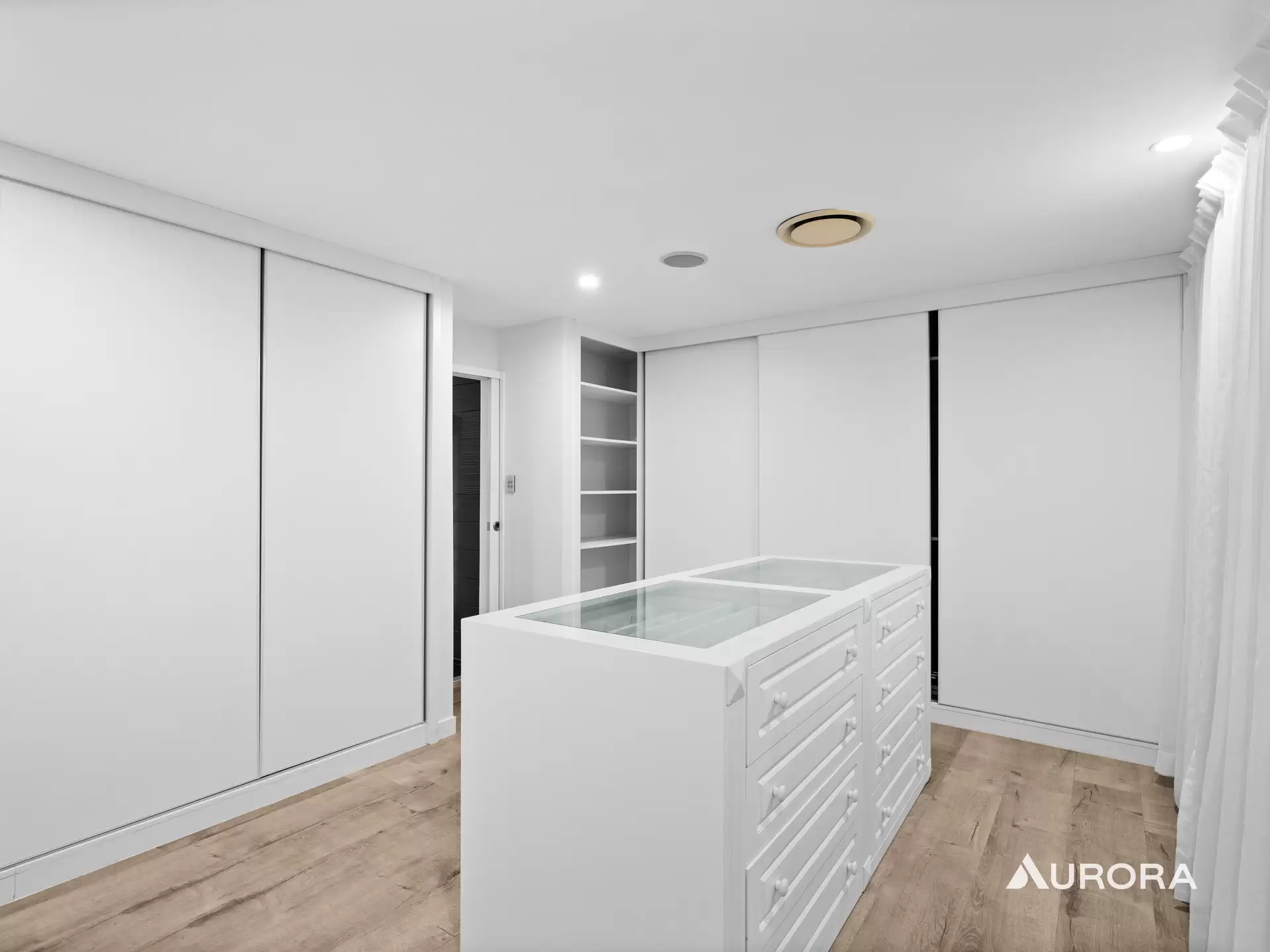 28 Staveley Close, Sinnamon Park Sold by Aurora Property - image 1