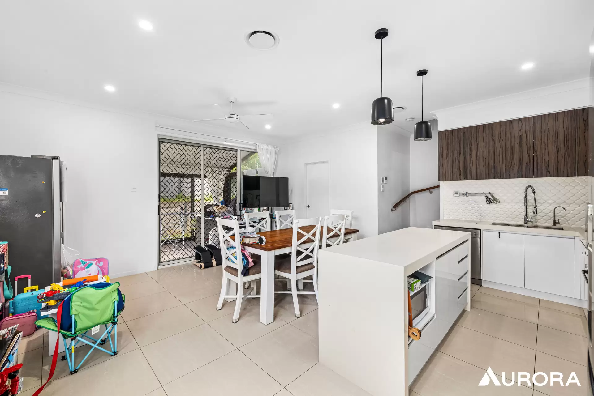 71/27 Sunflower Crescent, Calamvale Sold by Aurora Property - image 1