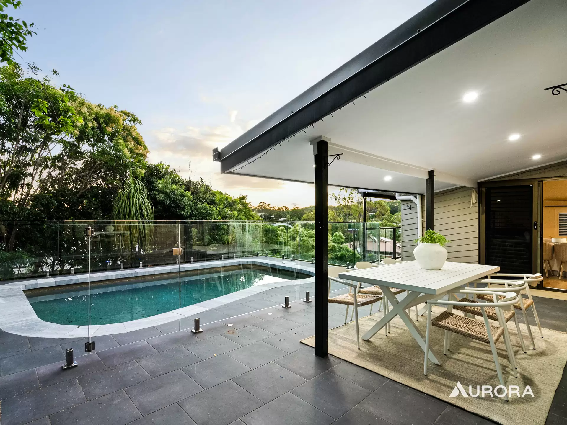 5 Beardsley Place, Carina Sold by Aurora Property - image 1