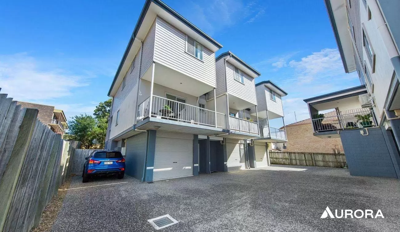 5/32 Dickenson Street, Carina Leased by Aurora Property - image 1
