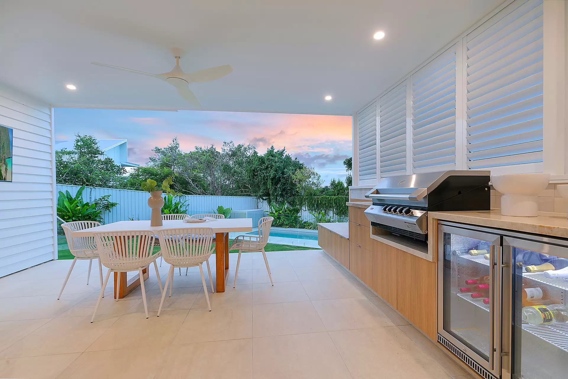 258 Chatsworth Road, Coorparoo Sold by Aurora Property - image 1