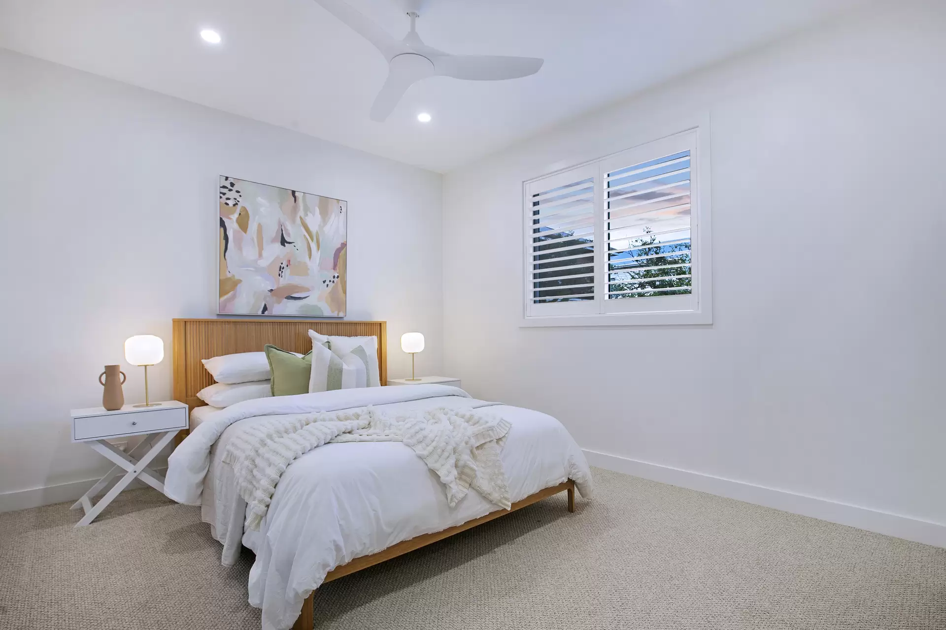 258 Chatsworth Road, Coorparoo Sold by Aurora Property - image 1