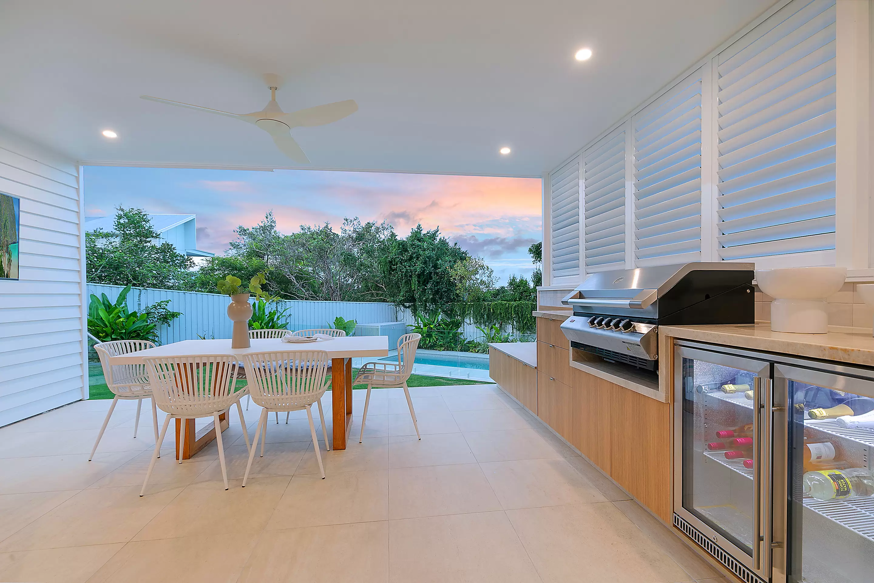 258 Chatsworth Road, Coorparoo Sold by Aurora Property - image 4
