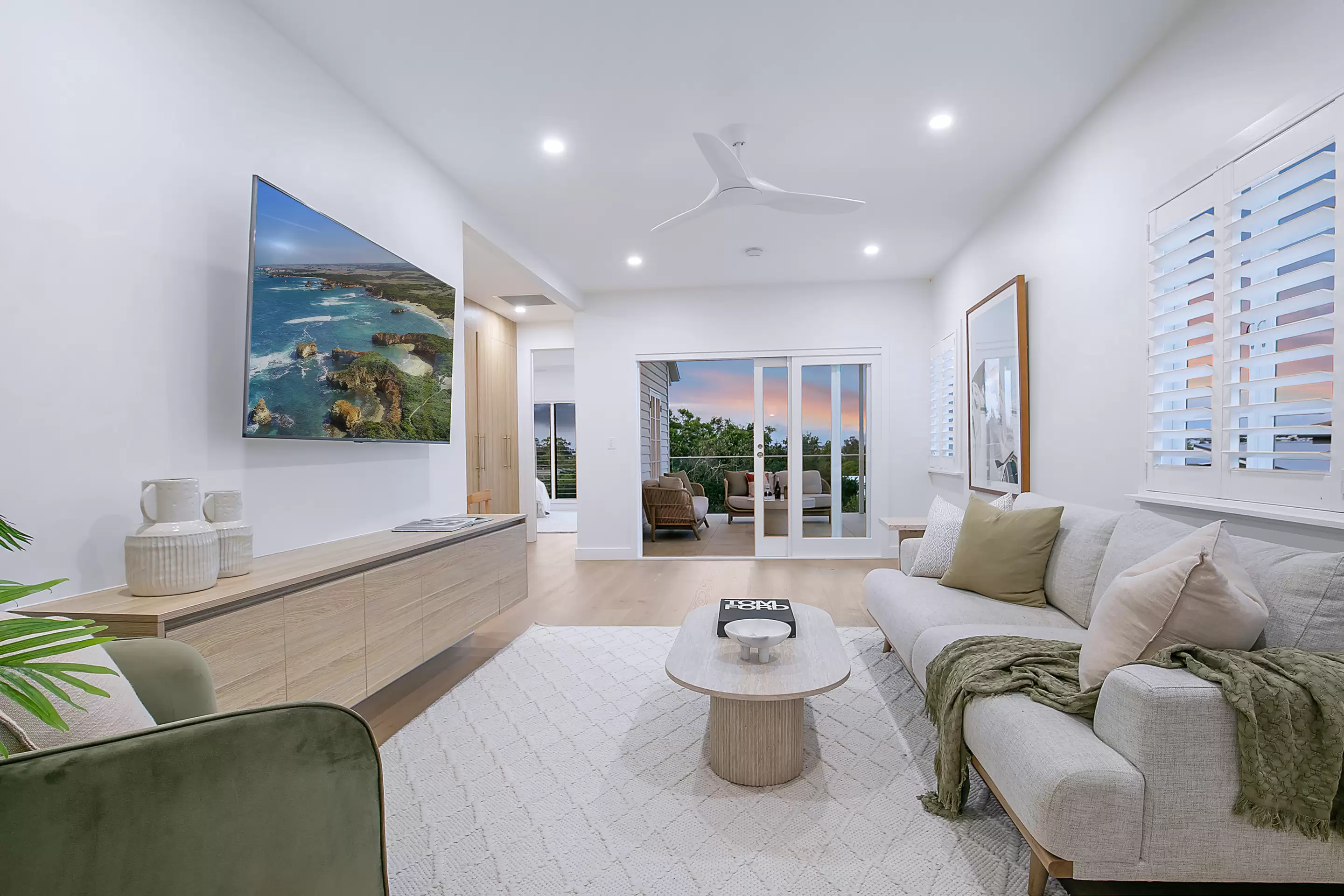 258 Chatsworth Road, Coorparoo Sold by Aurora Property - image 16