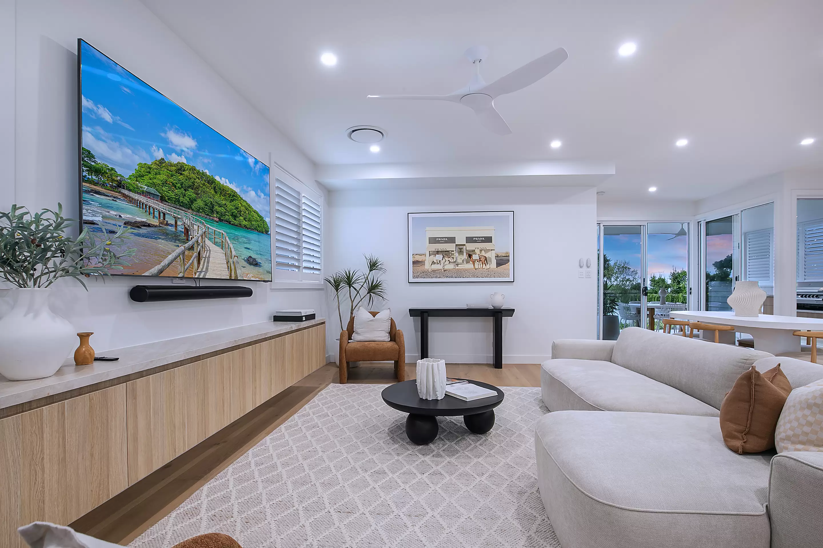 258 Chatsworth Road, Coorparoo Sold by Aurora Property - image 13