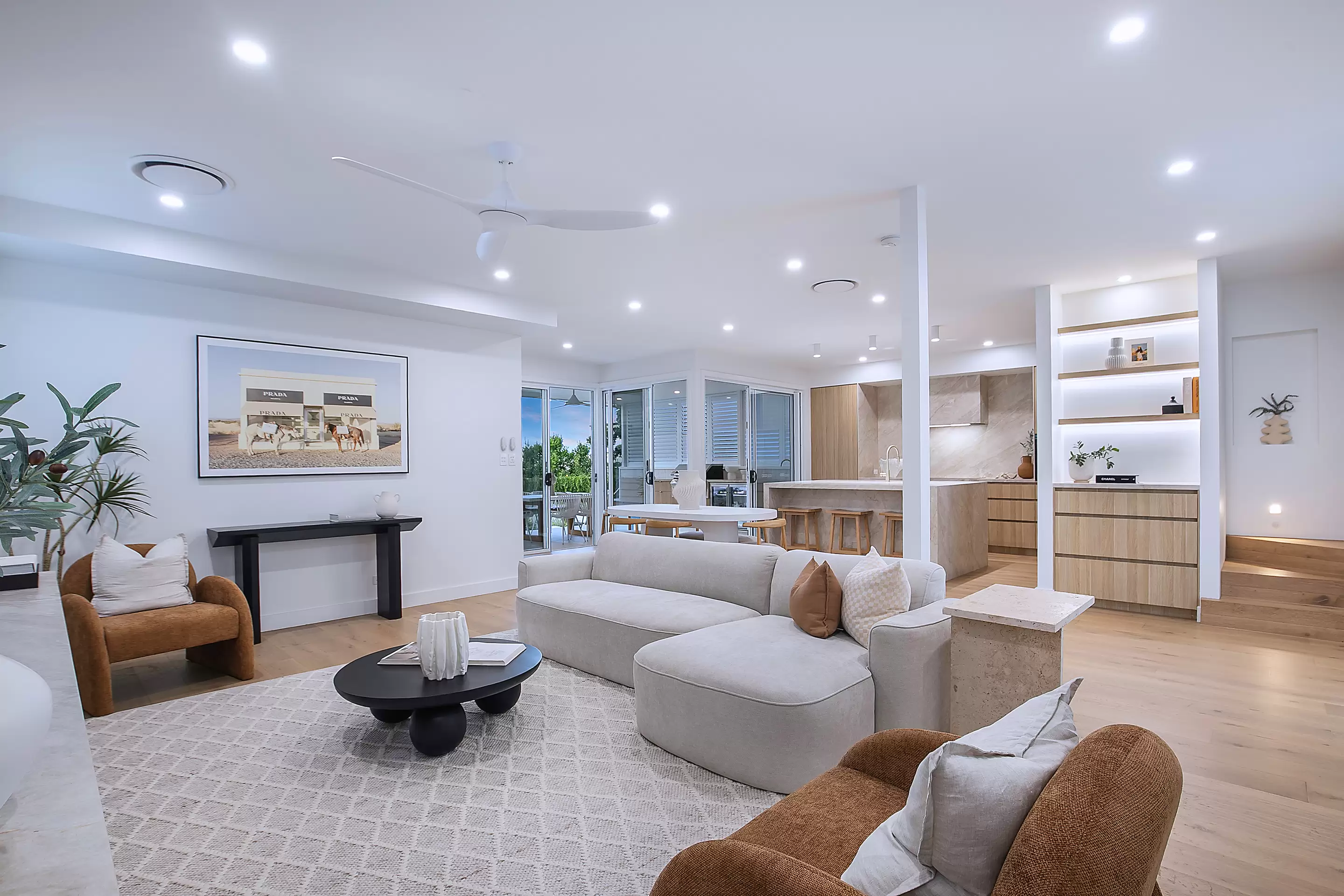 258 Chatsworth Road, Coorparoo Sold by Aurora Property - image 6