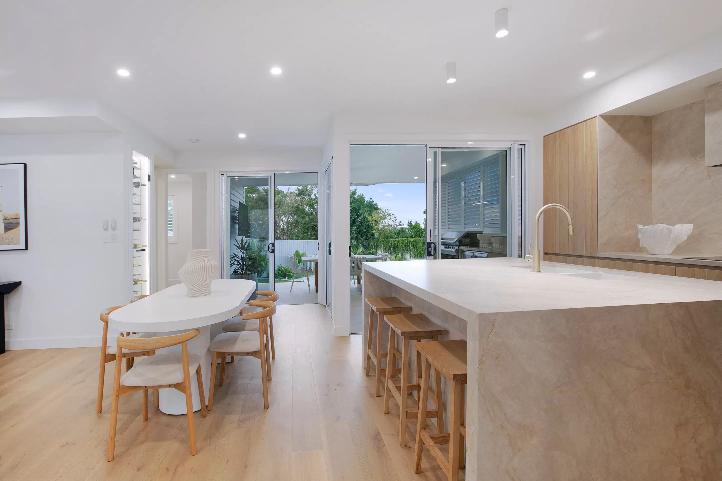 258 Chatsworth Road, Coorparoo Sold by Aurora Property - image 29