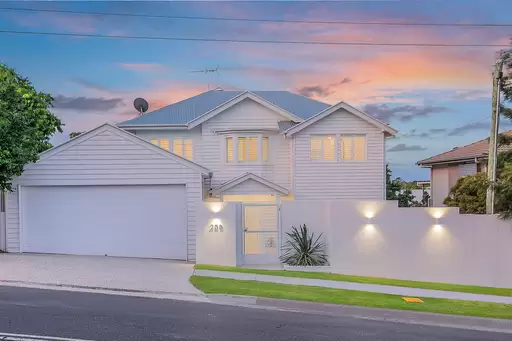258 Chatsworth Road, Coorparoo Sold by Aurora Property